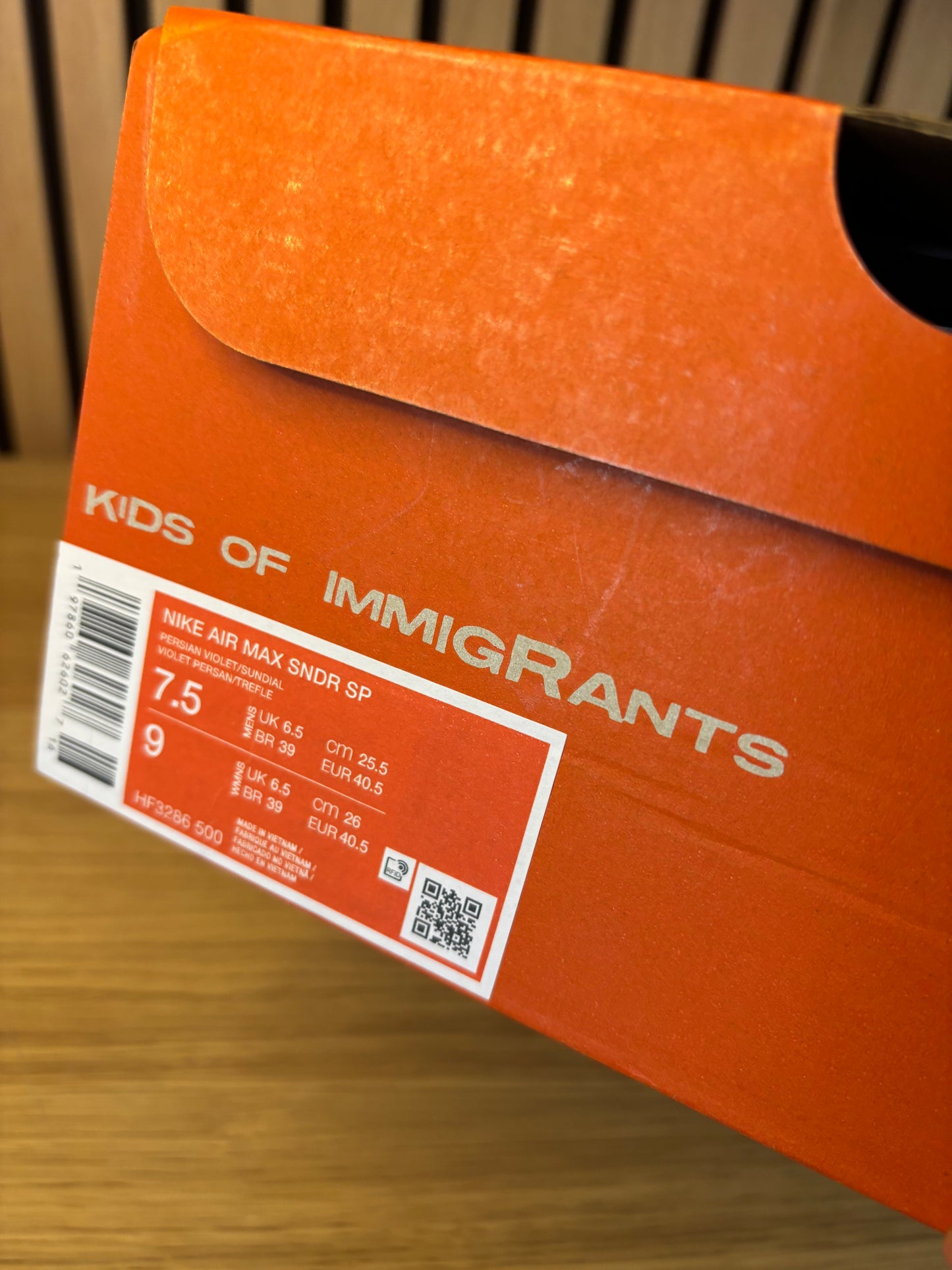 Nike Air Max SNDR Sundown X Kids of Immigrants (Taille 40,5)