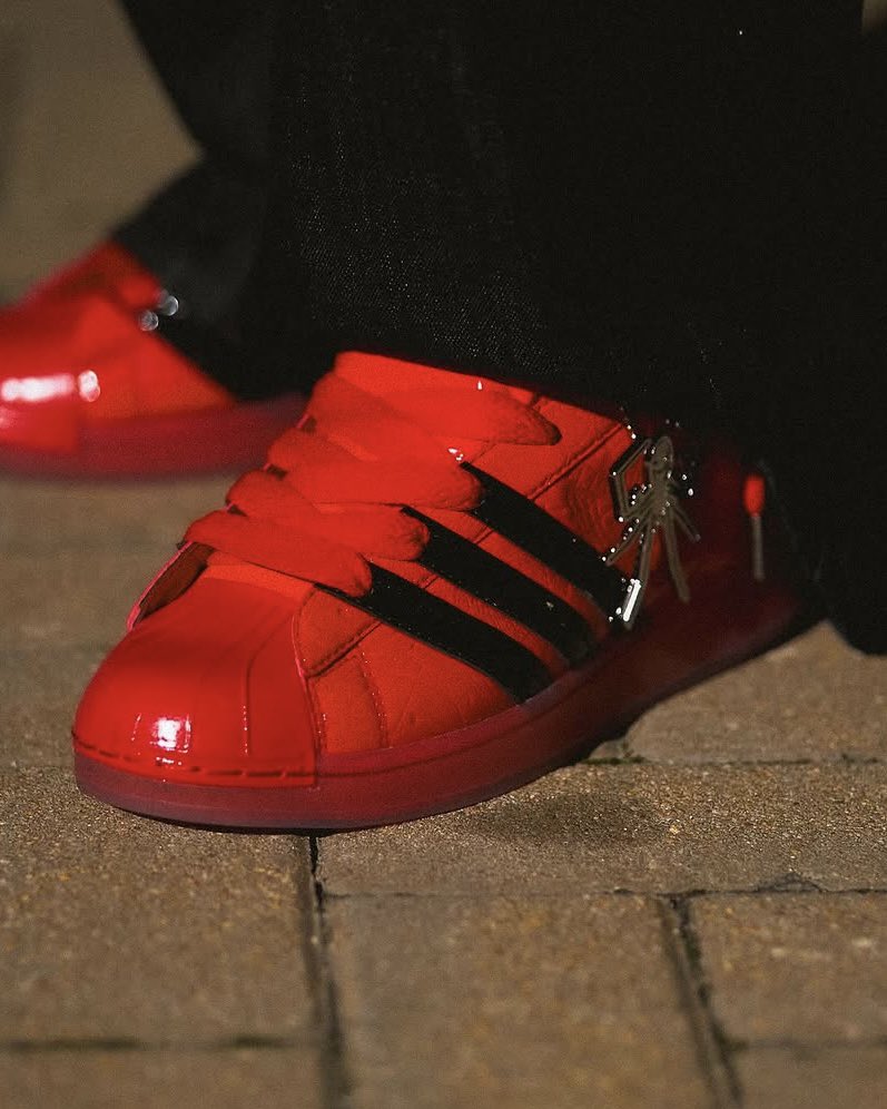 Adidas Superstar Red X SP5DER