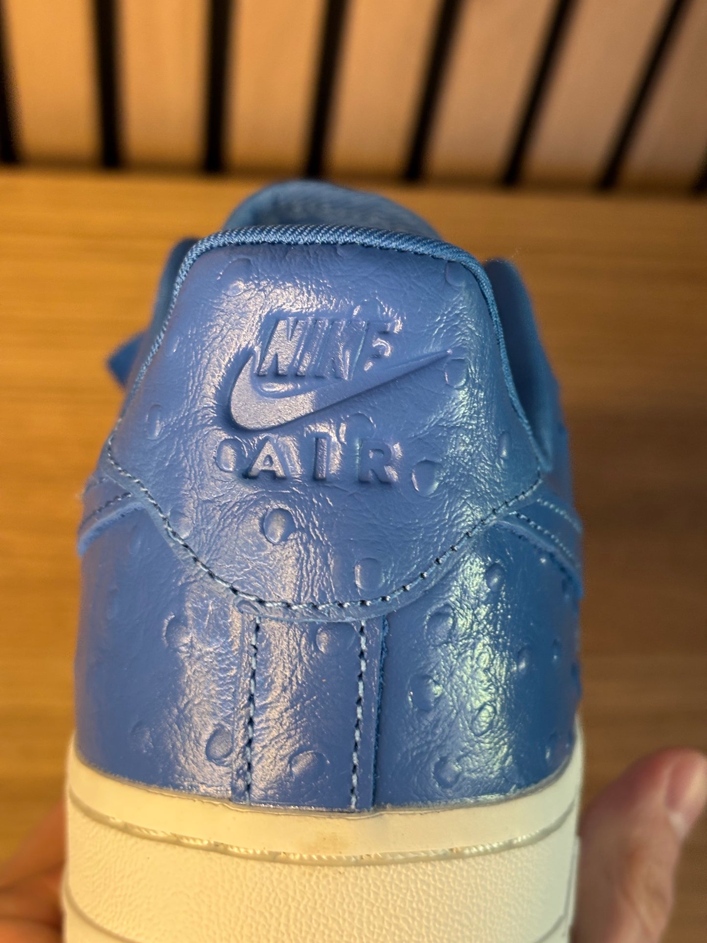 Nike Air Force 1 LX Blue Ostrich (Taille 38)