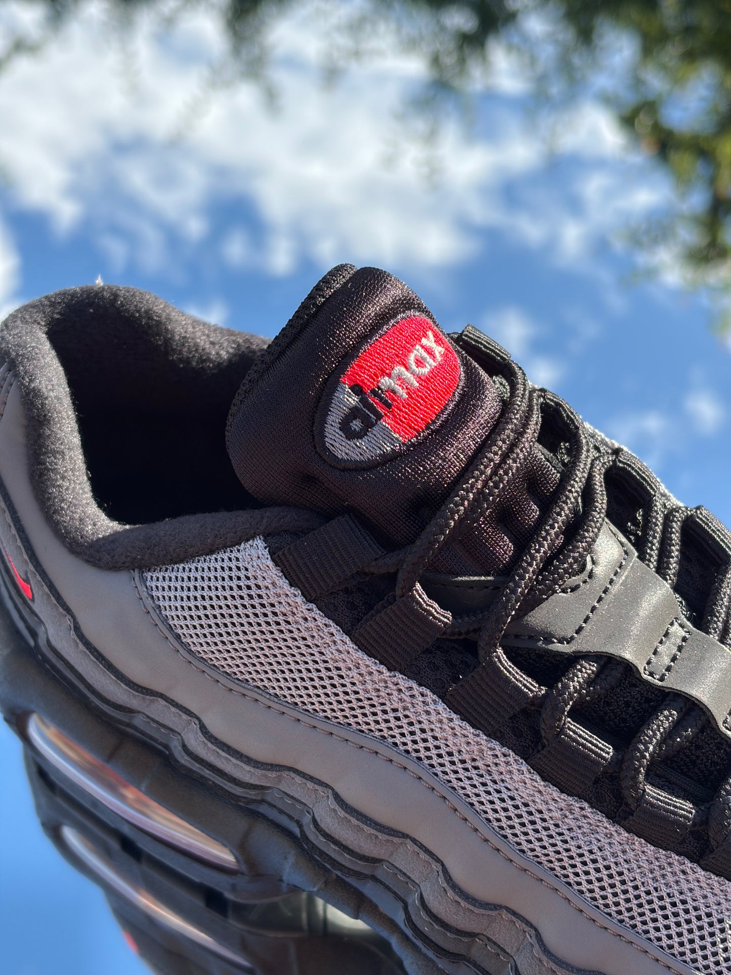 Nike Air Max 95 Black Bright Crimson - Taille 38,5