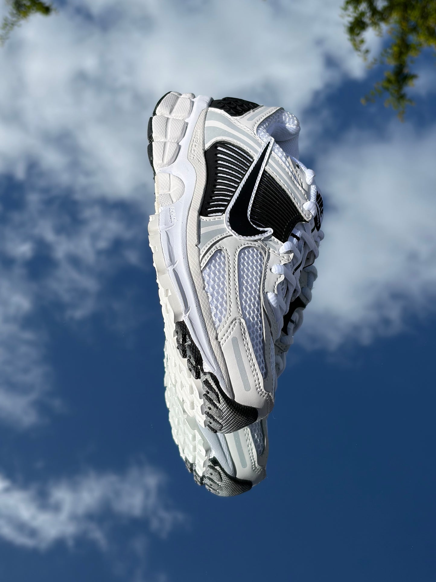 Nike Zoom Vomero 5 White Black - Taille 35,5