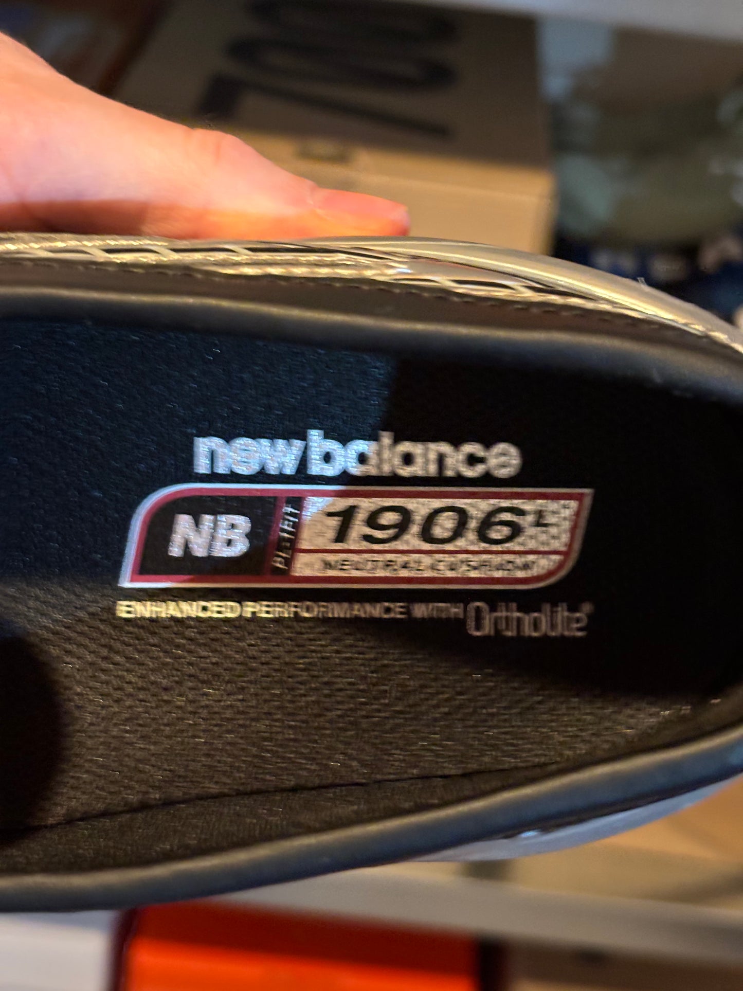 New Balance 1906L Black Metallic Silver (Taille 44)