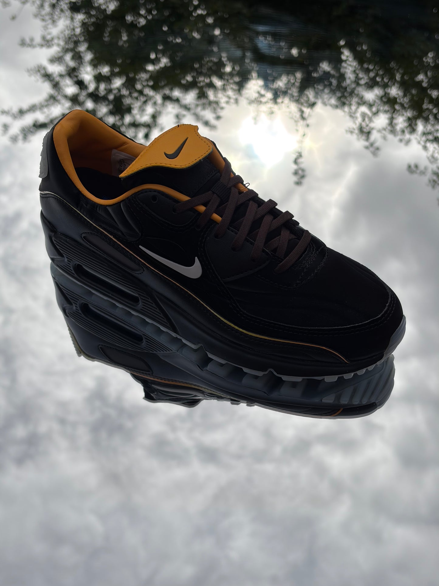 Nike Air Max 90 SE Black White Gold Leaf Pear - Taille 39