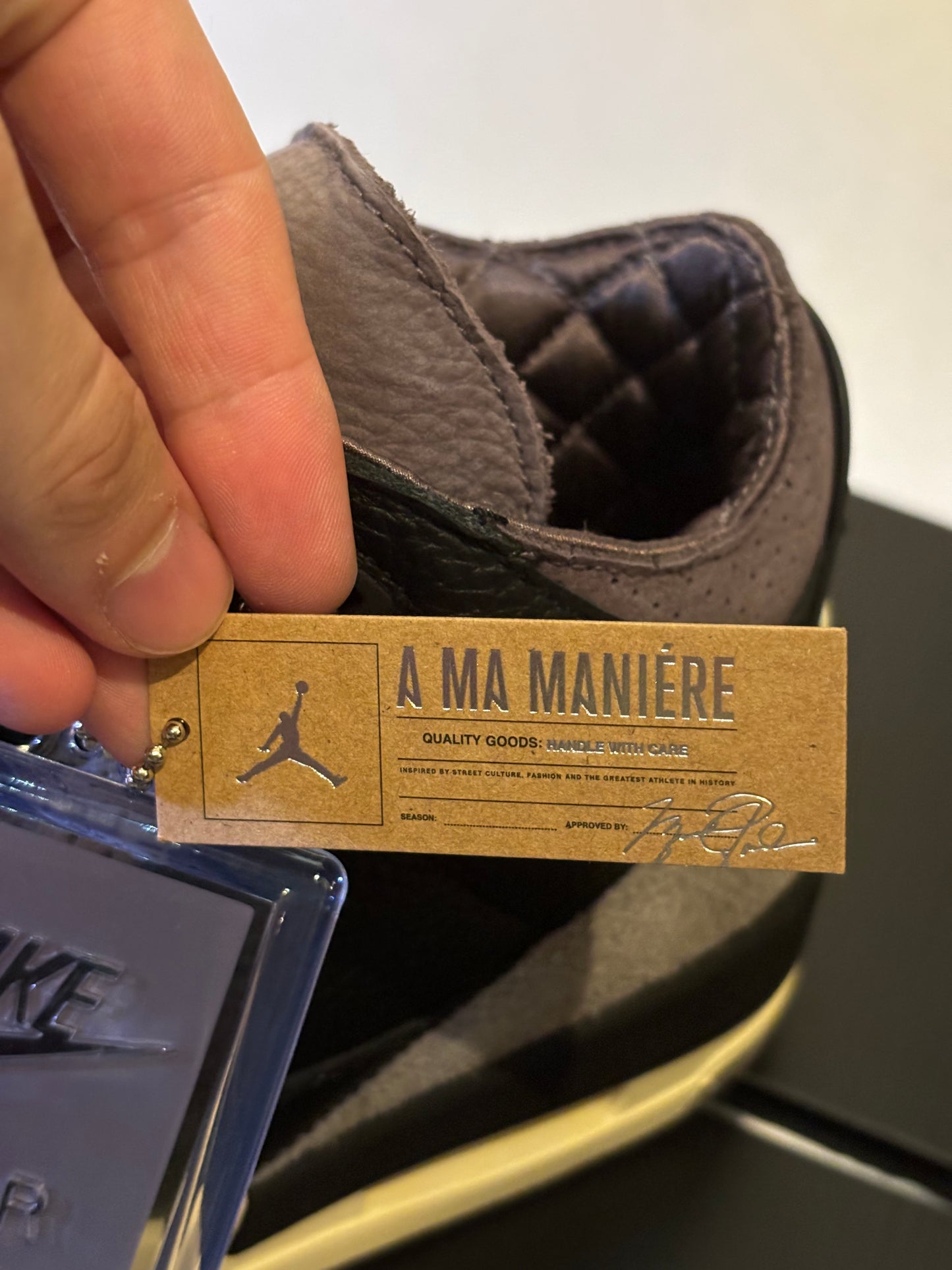 Jordan 3 X A Ma Manière (Taille 40,5)