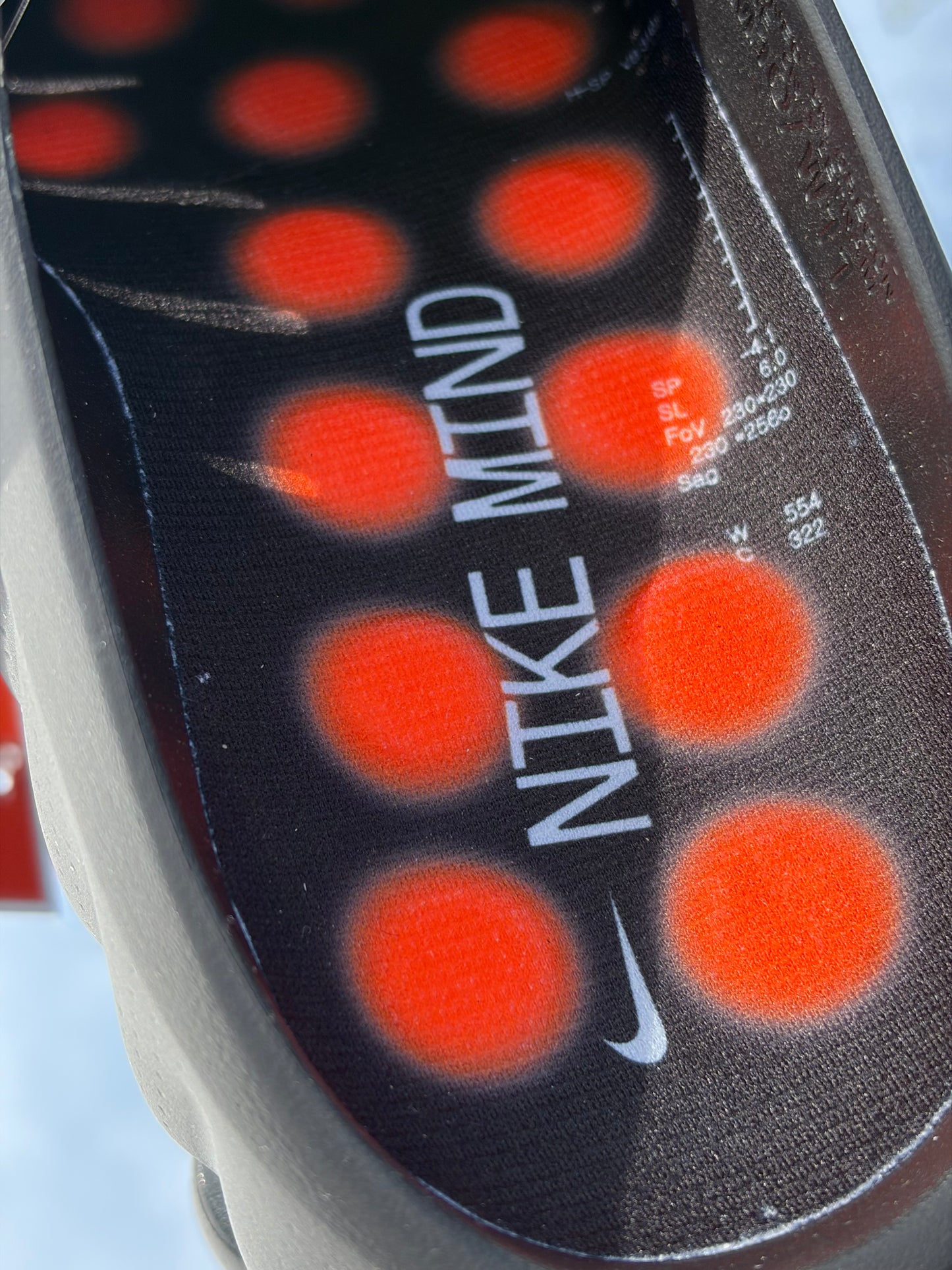 Nike Mind 001 Black Chrome Hyper Crimson - Taille 43
