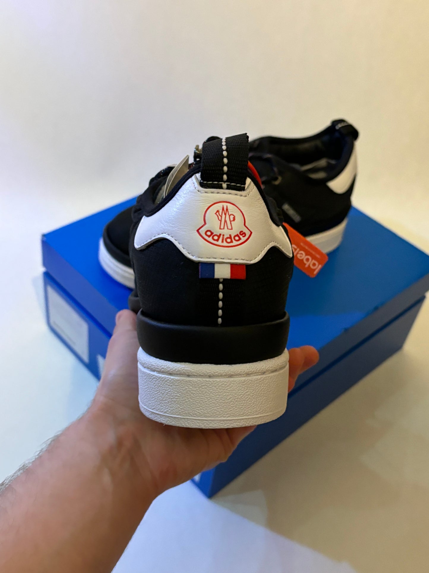 Adidas Campus Moncler (Taille 37,5)