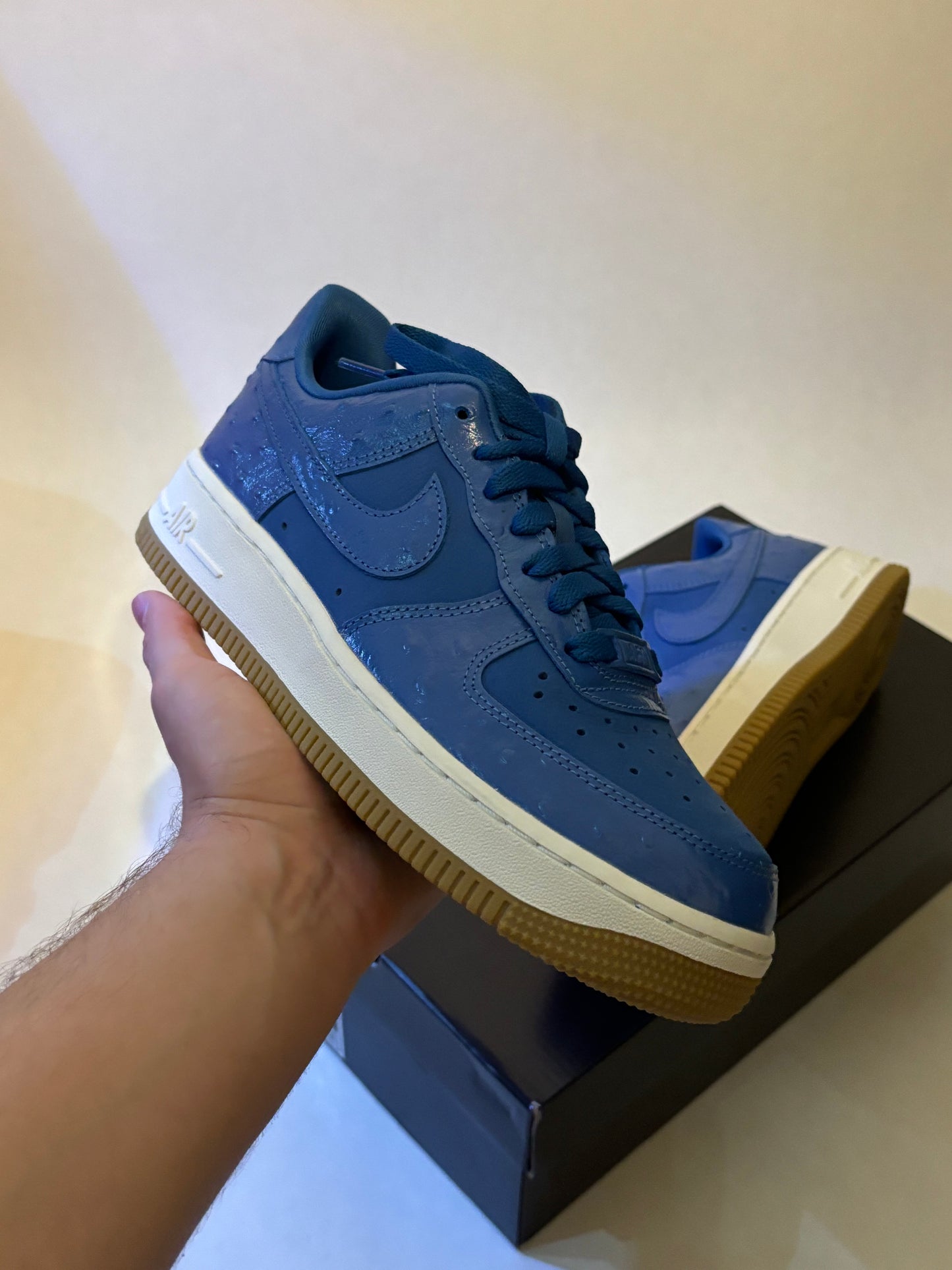 Nike Air Force 1 LX Blue Ostrich (Taille 38)