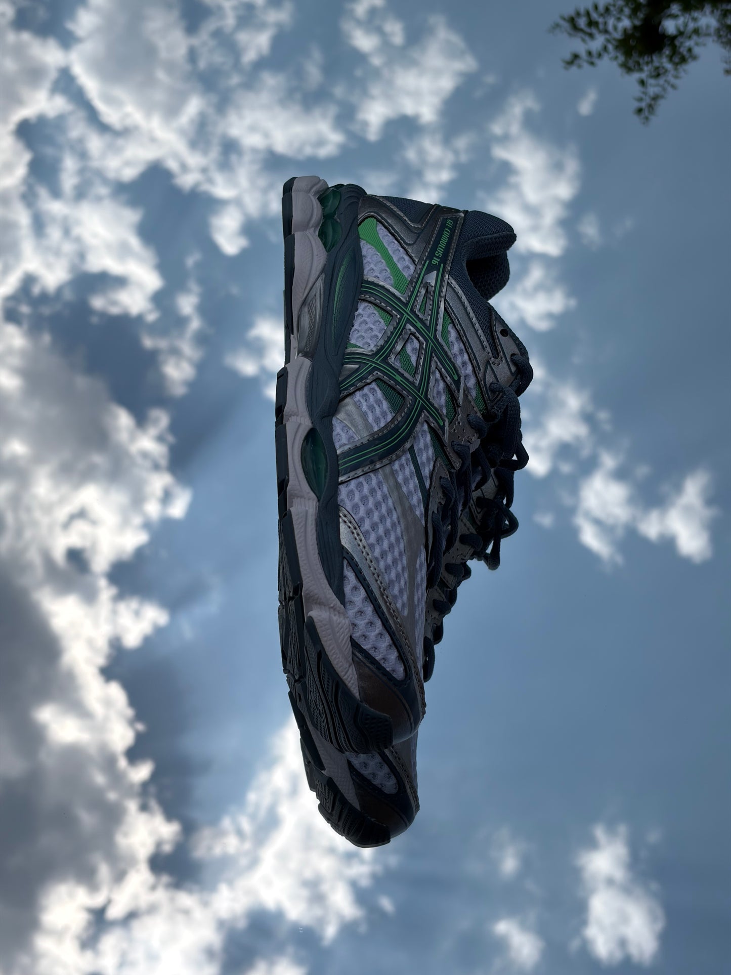 Asics Gel-Cumulus 16 White Ironclad - Taille 41,5