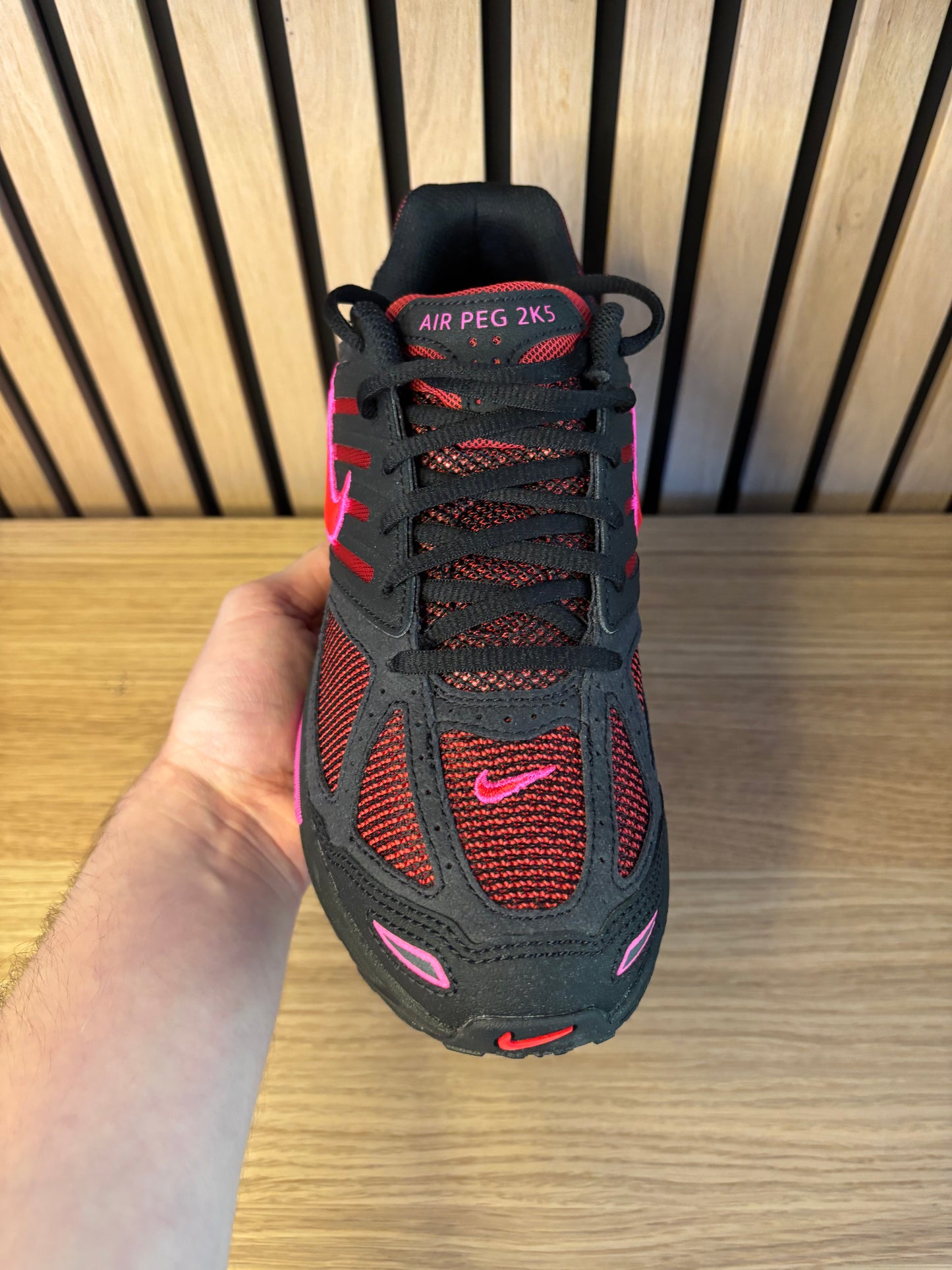 Nike Air Pegasus 2k5 Black Fire Red (Taille 40)