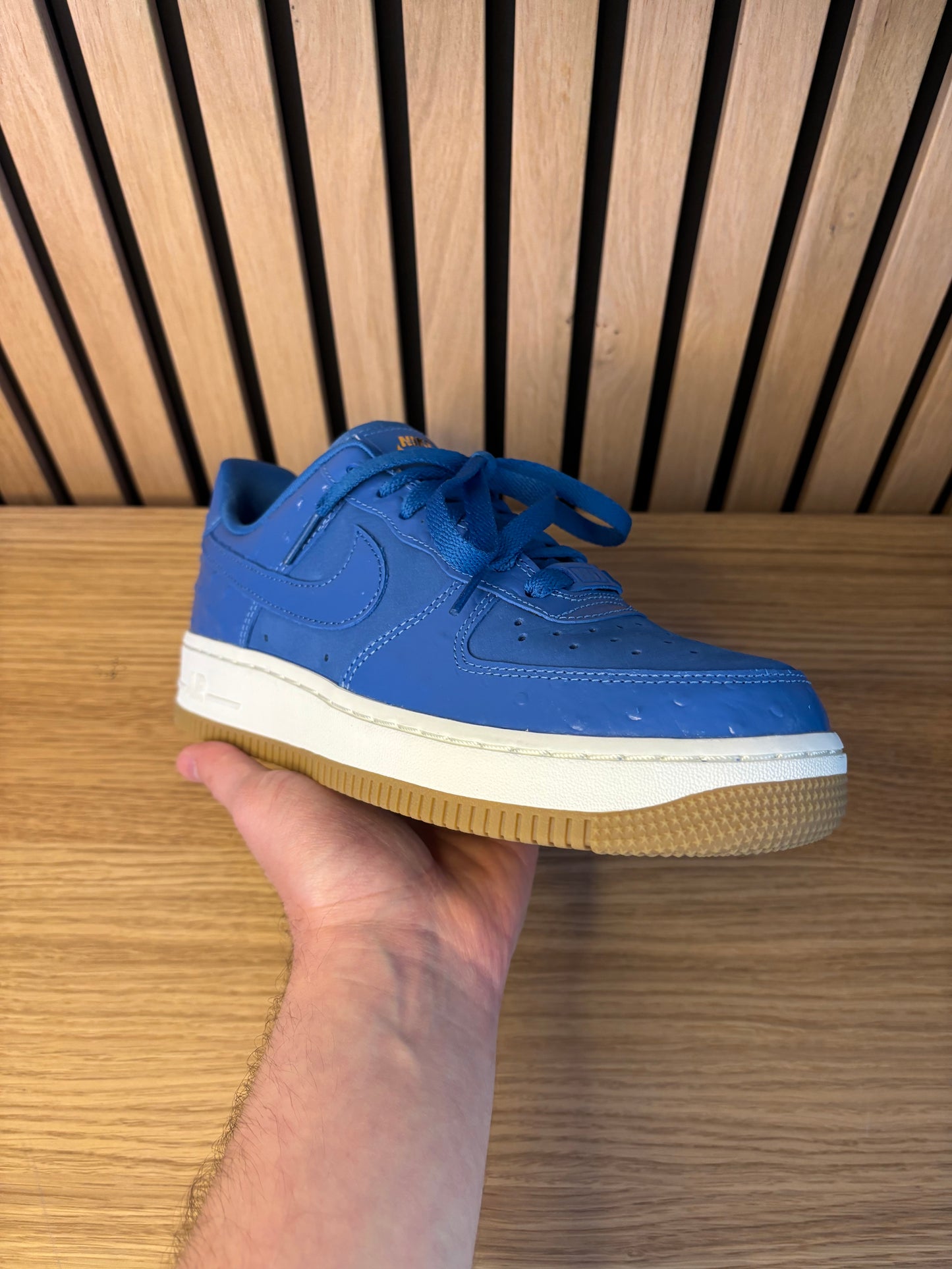 Nike Air Force 1 LX Blue Ostrich (Taille 38)