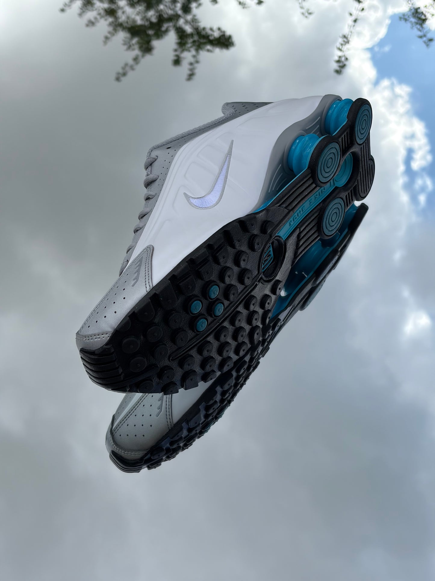 Nike Shox R4 Metallic Silver Blue Lagoon - Taille 44