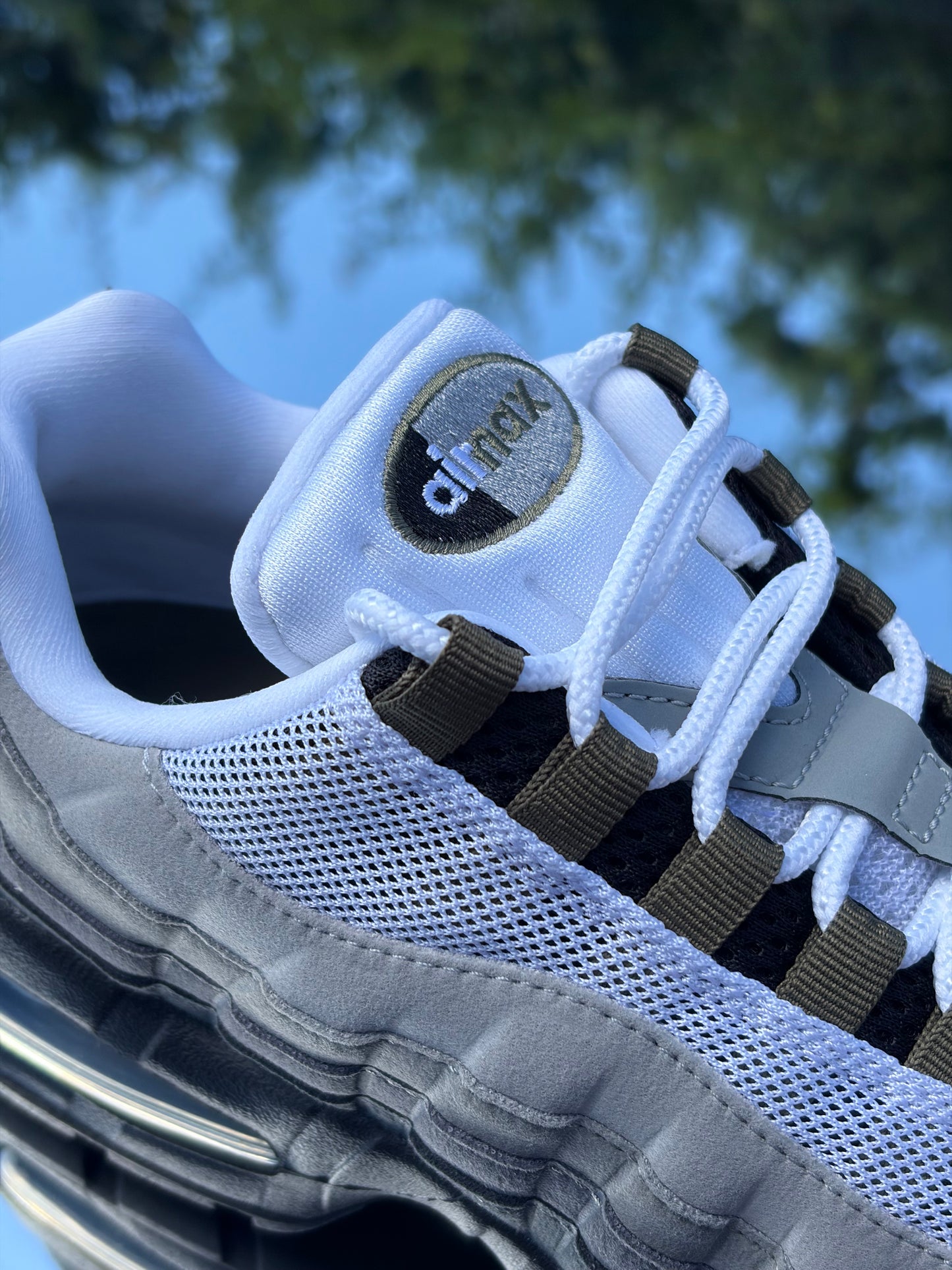 Nike Air Max 95 Medium Olive - Taille 40