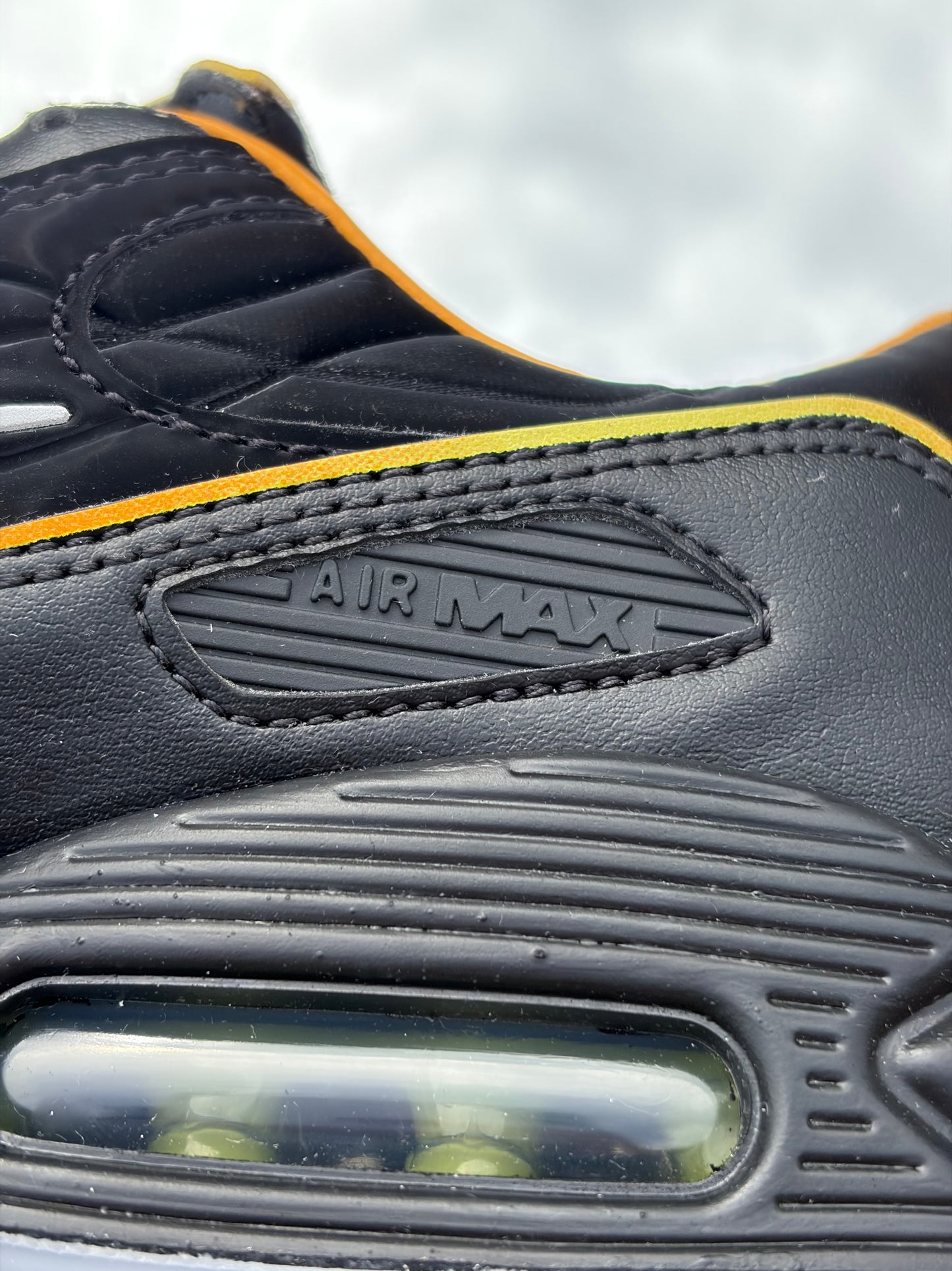 Nike Air Max 90 SE Black White Gold Leaf Pear - Taille 39