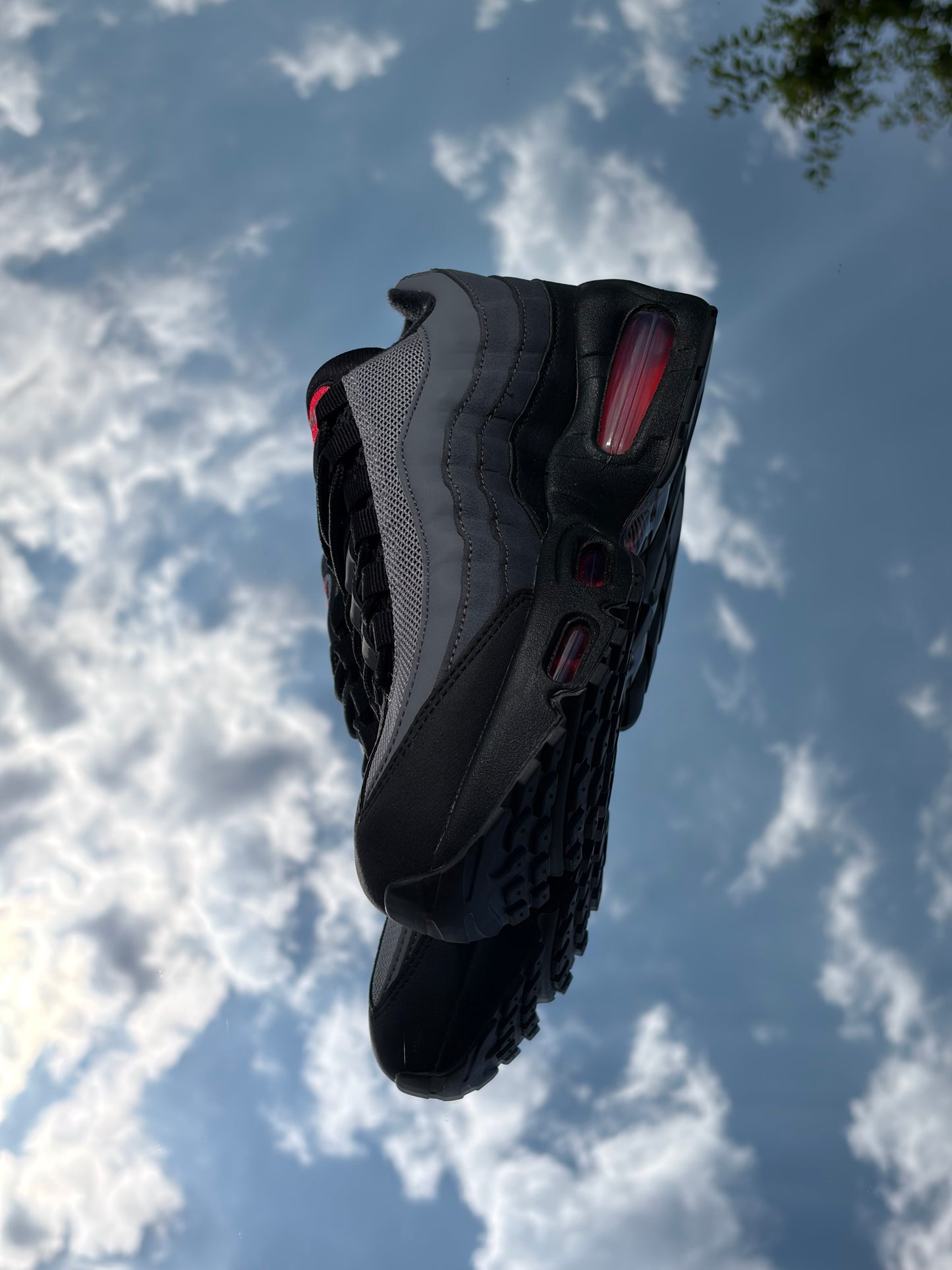 Nike Air Max 95 Black Bright Crimson - Taille 38