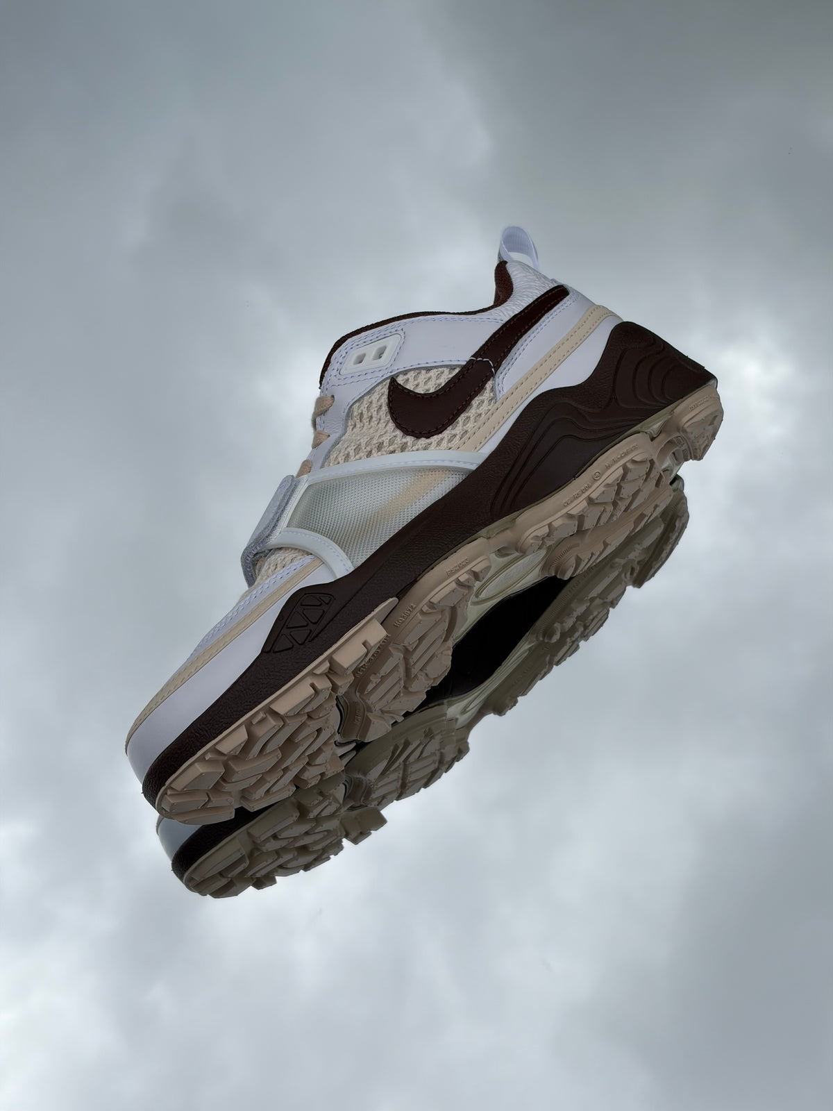 Nike Zoom Field Jaxx White Light Chocolate X Travis Scott - Taille 40,5
