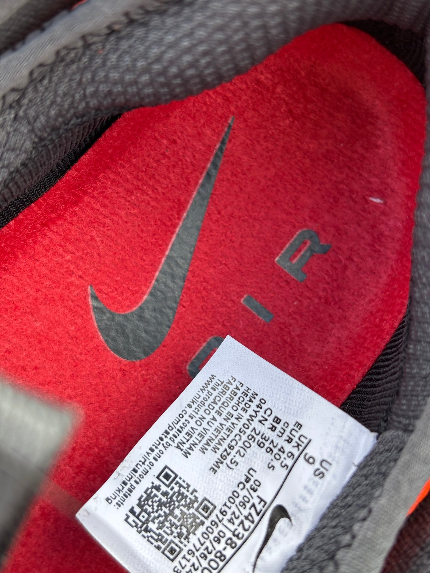 Nike Air Max Sunder Gore-Tex Hyper Crimson - 40,5