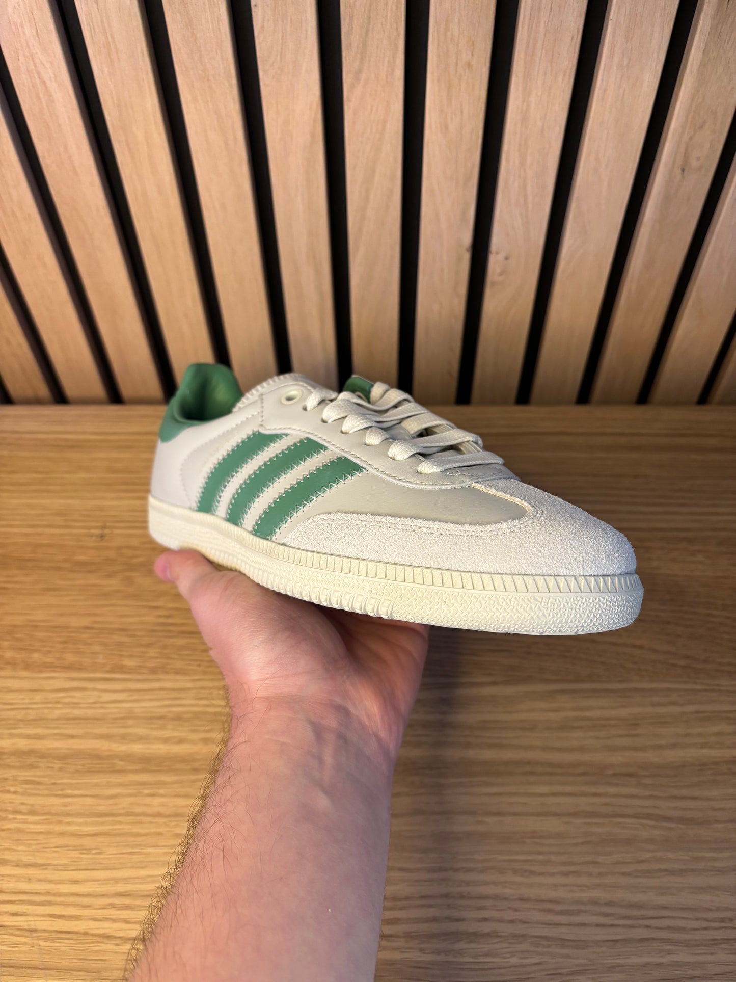 Adidas Samba Aluminium Preloved Green X Human Race (Taille 38,5)