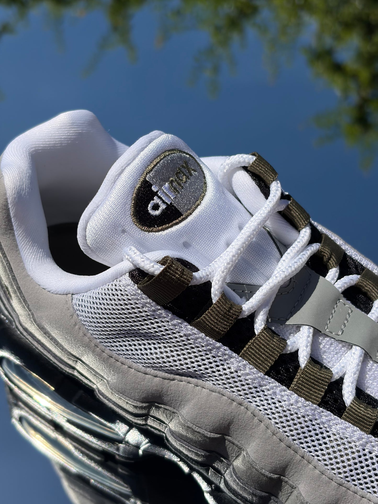 Nike Air Max 95 Medium Olive - Taille 42