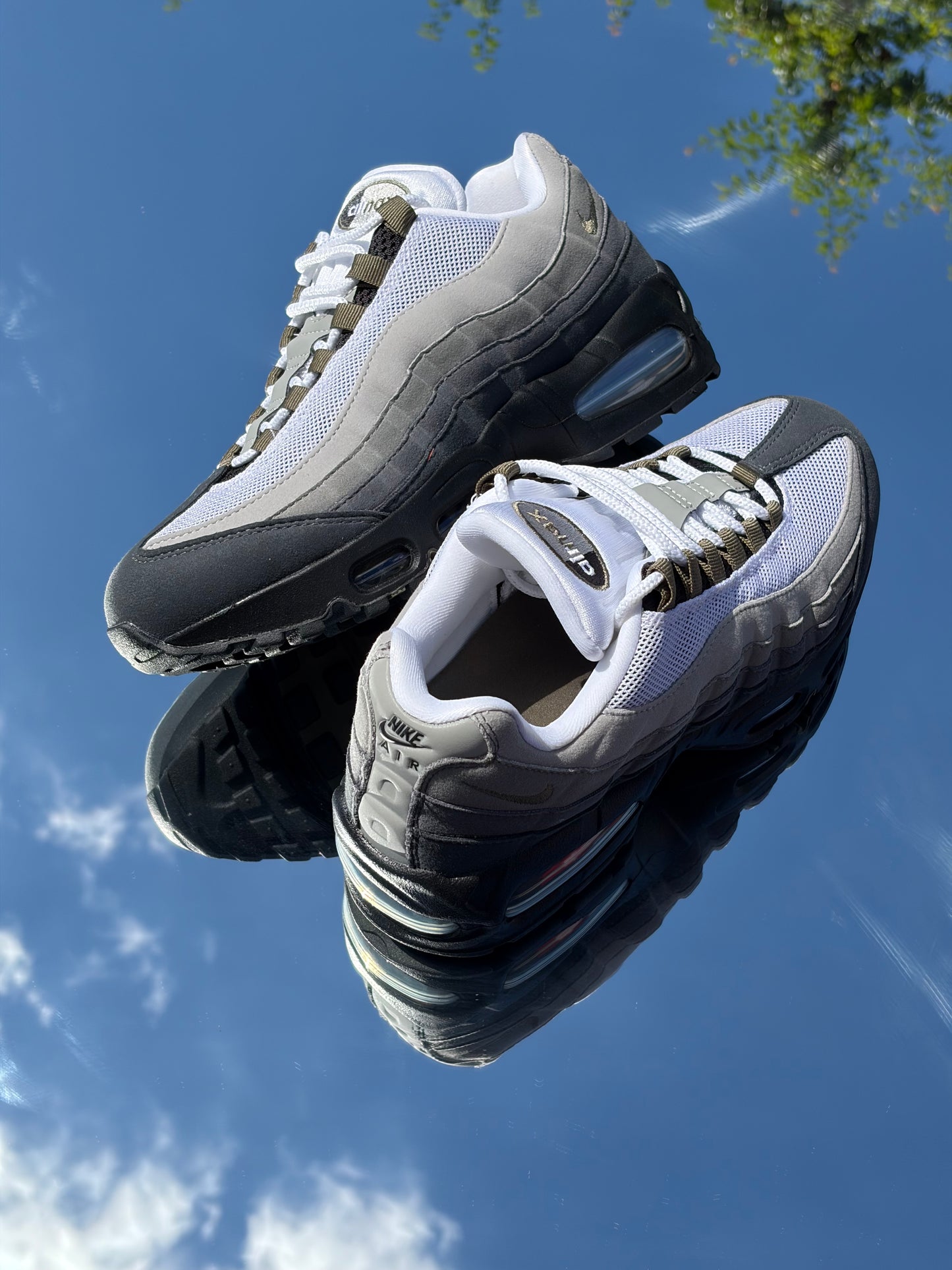 Nike Air Max 95 Medium Olive - Taille 40