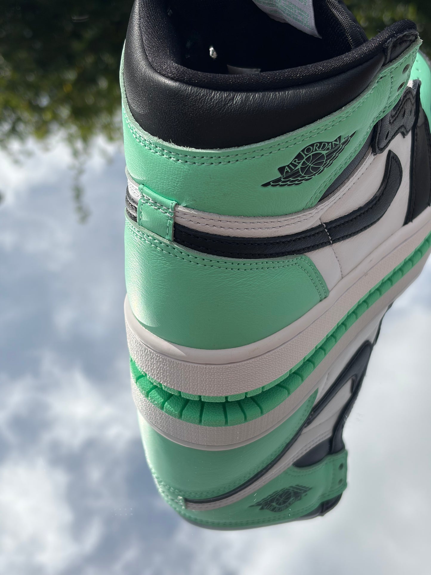 Air Jordan 1 High Retro OG White Black Green Glow - Taille 38