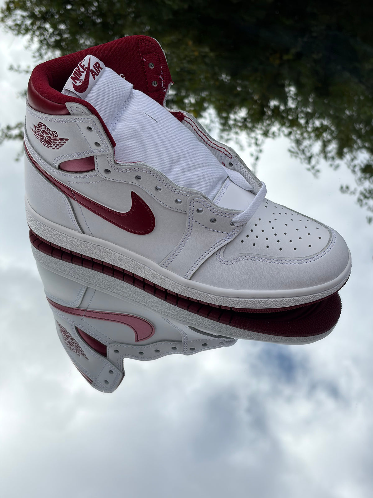 Air Jordan 1 High Retro OG ‘85 Metallic Burgundy White Team Red - Taille 40