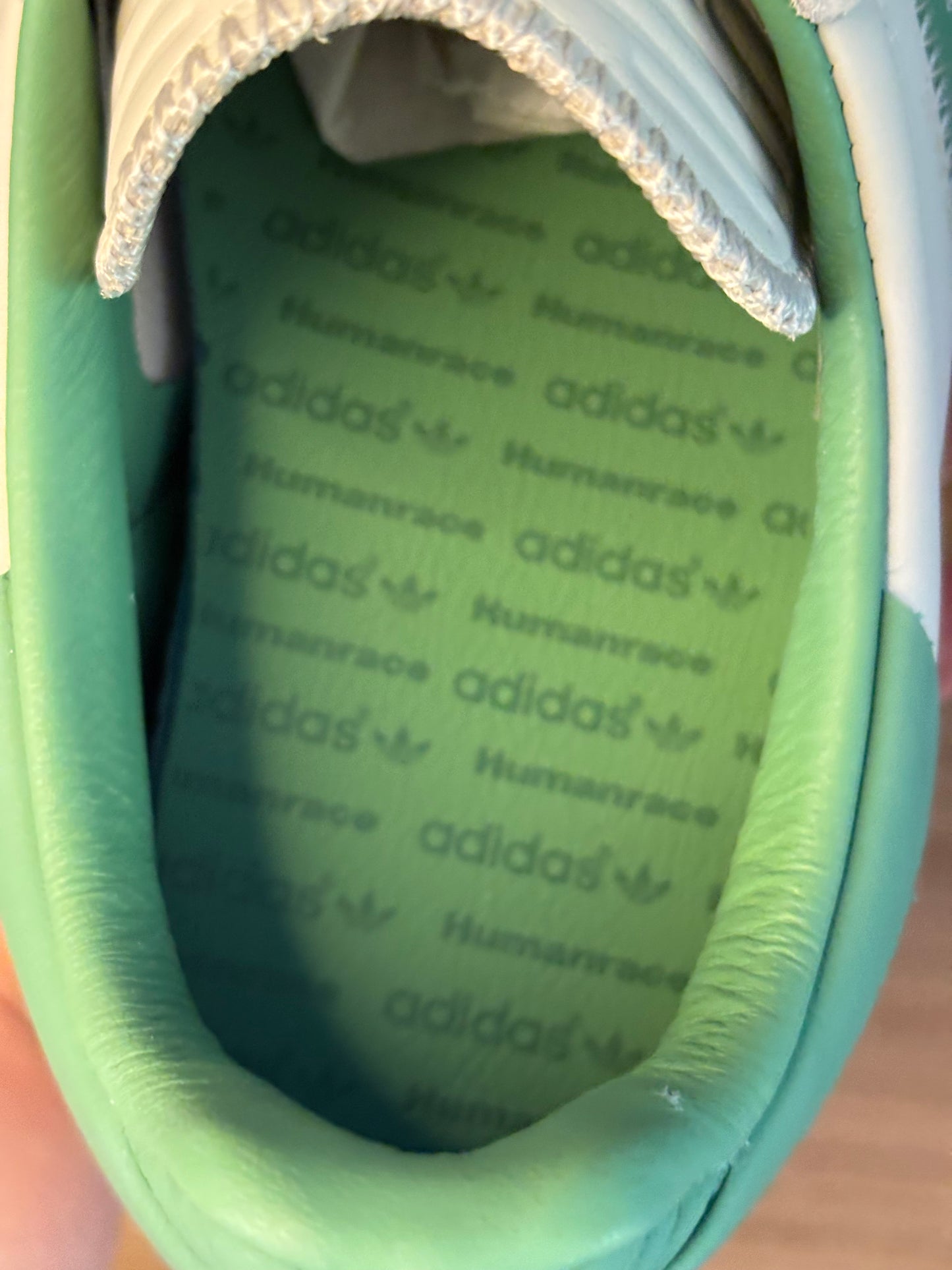 Adidas Samba Aluminium Preloved Green X Human Race (Taille 38,5)