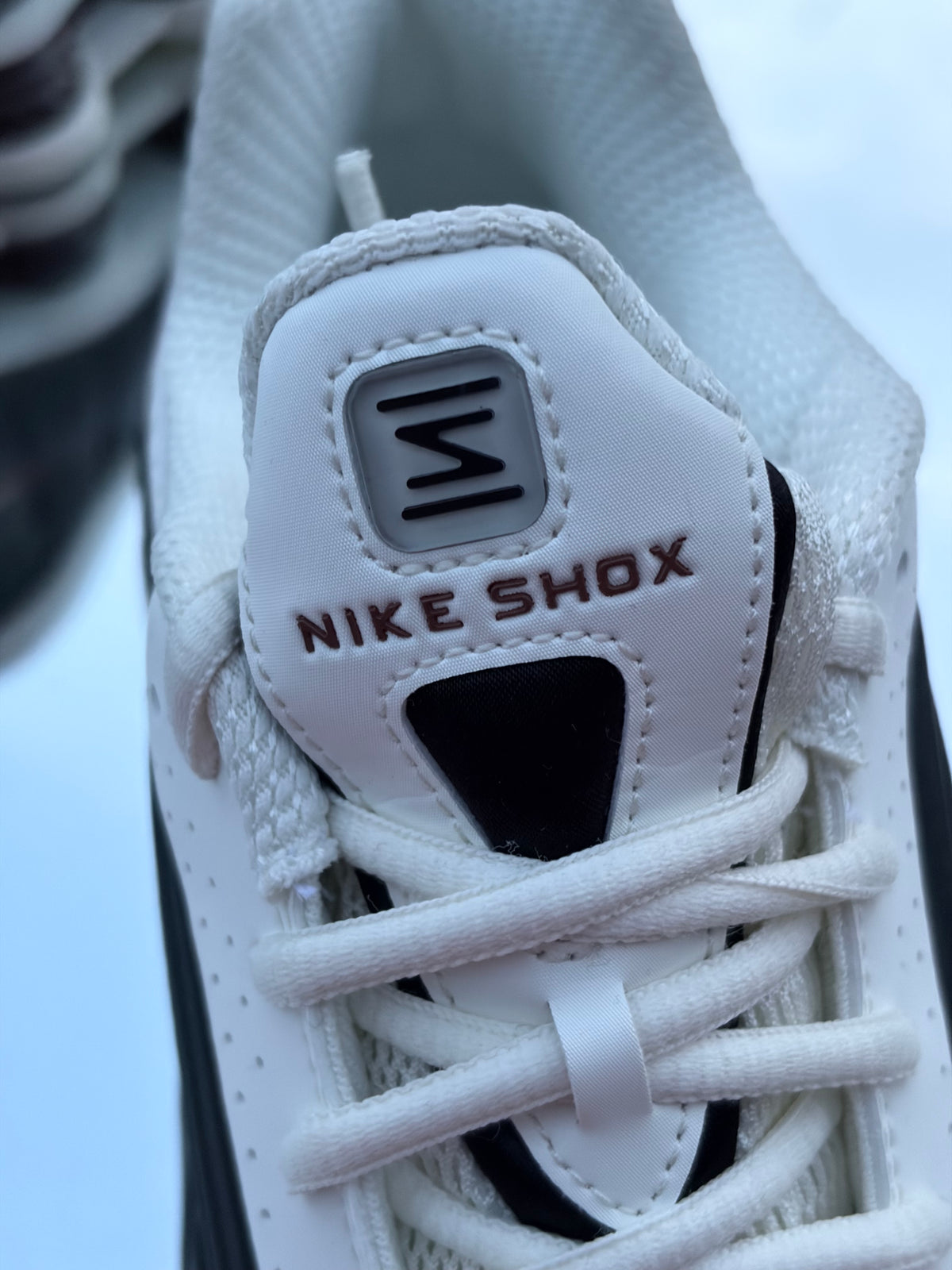 Nike Shox R4 Sail Black Fauna Brown - Taille 41