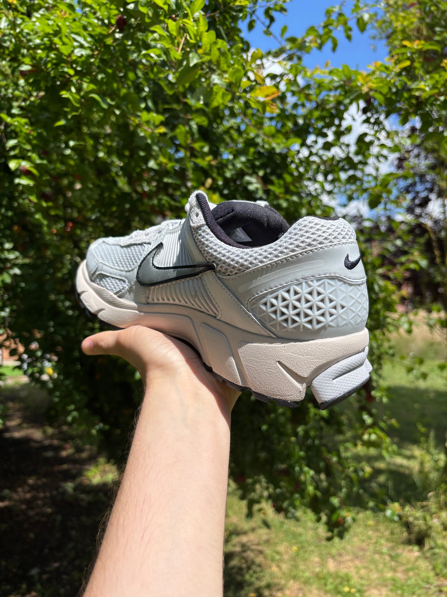 Nike Zoom Vomero 5 Pure Platinum - 42.5