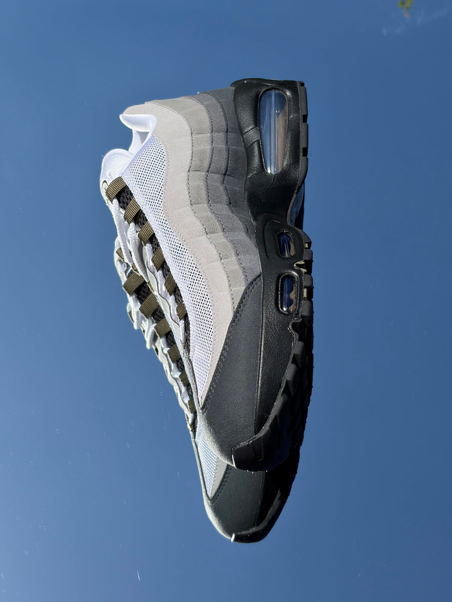 Nike Air Max 95 Medium Olive - Taille 42,5