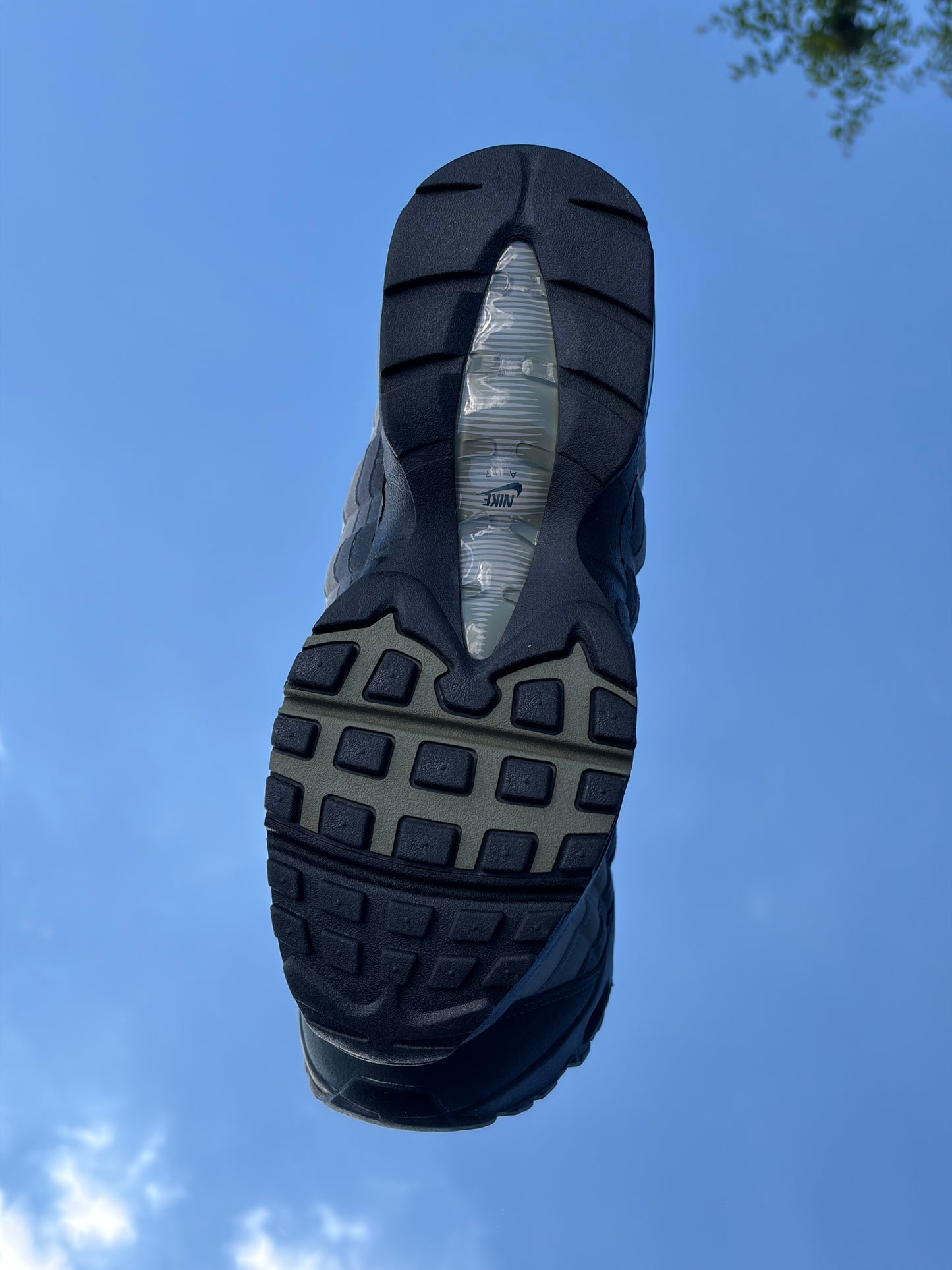 Nike Air Max 95 Medium Olive - Taille 40