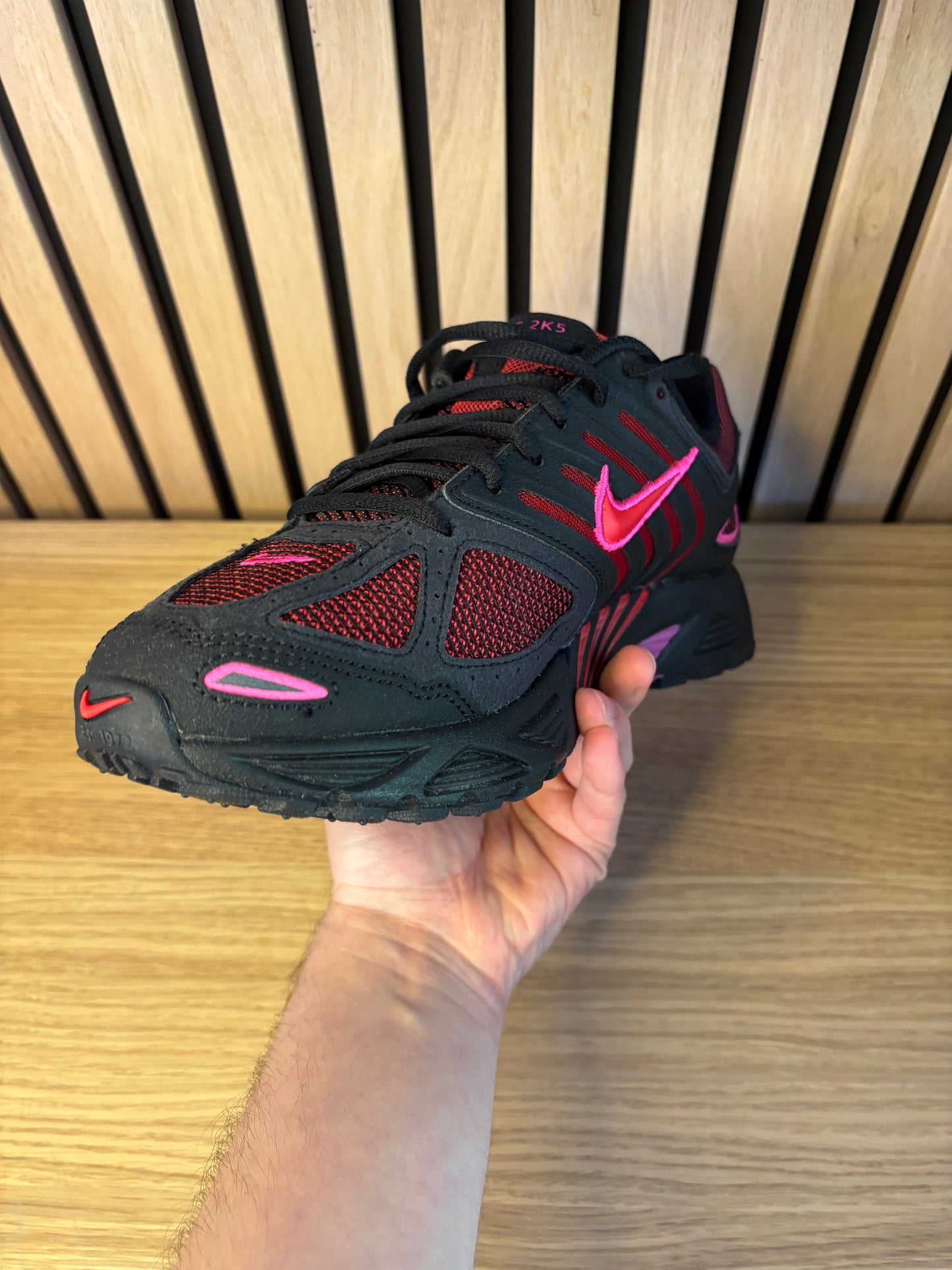 Nike Air Pegasus 2k5 Black Fire Red (Taille 40)