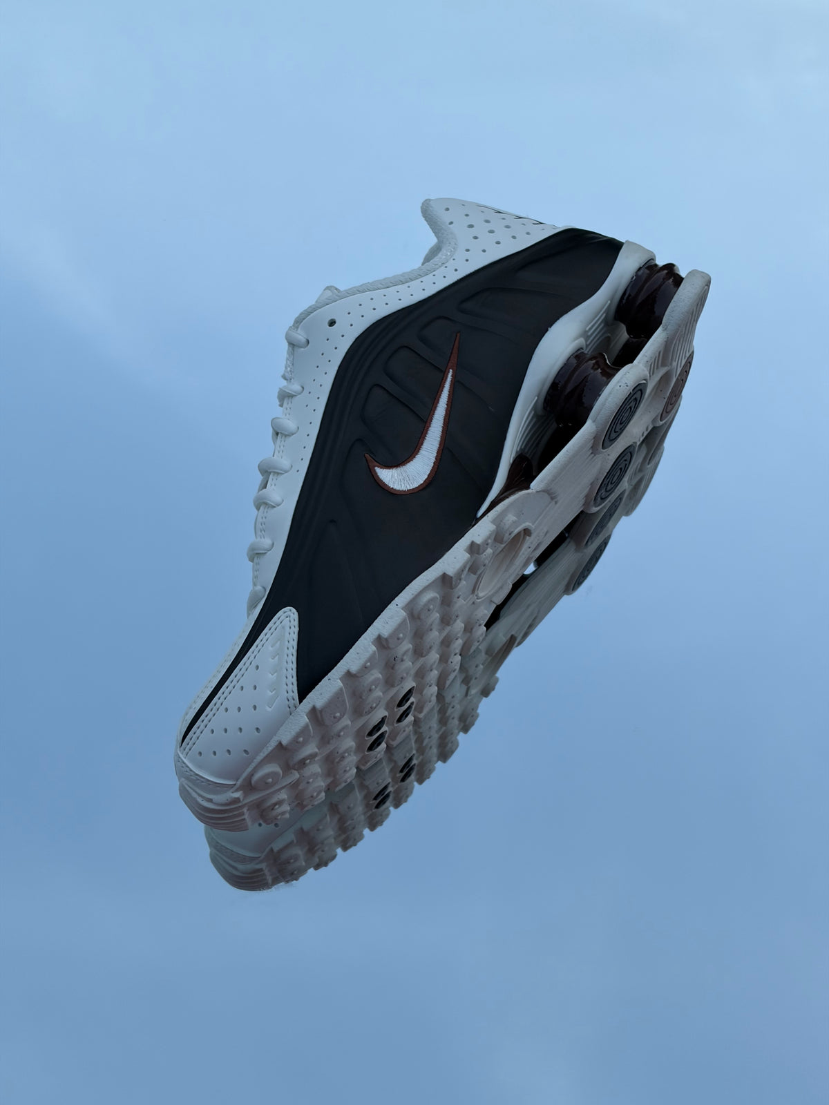 Nike Shox R4 Sail Black Fauna Brown - Taille 41
