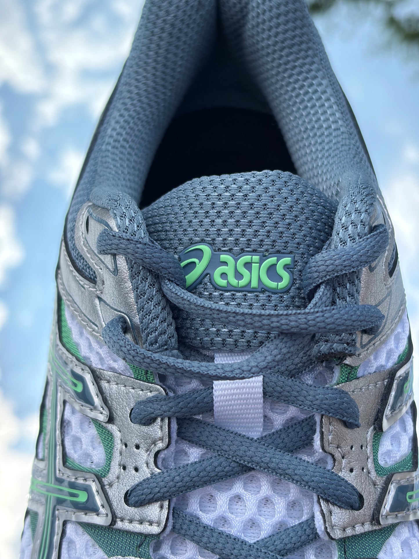 Asics Gel-Cumulus 16 White Ironclad - Taille 41,5