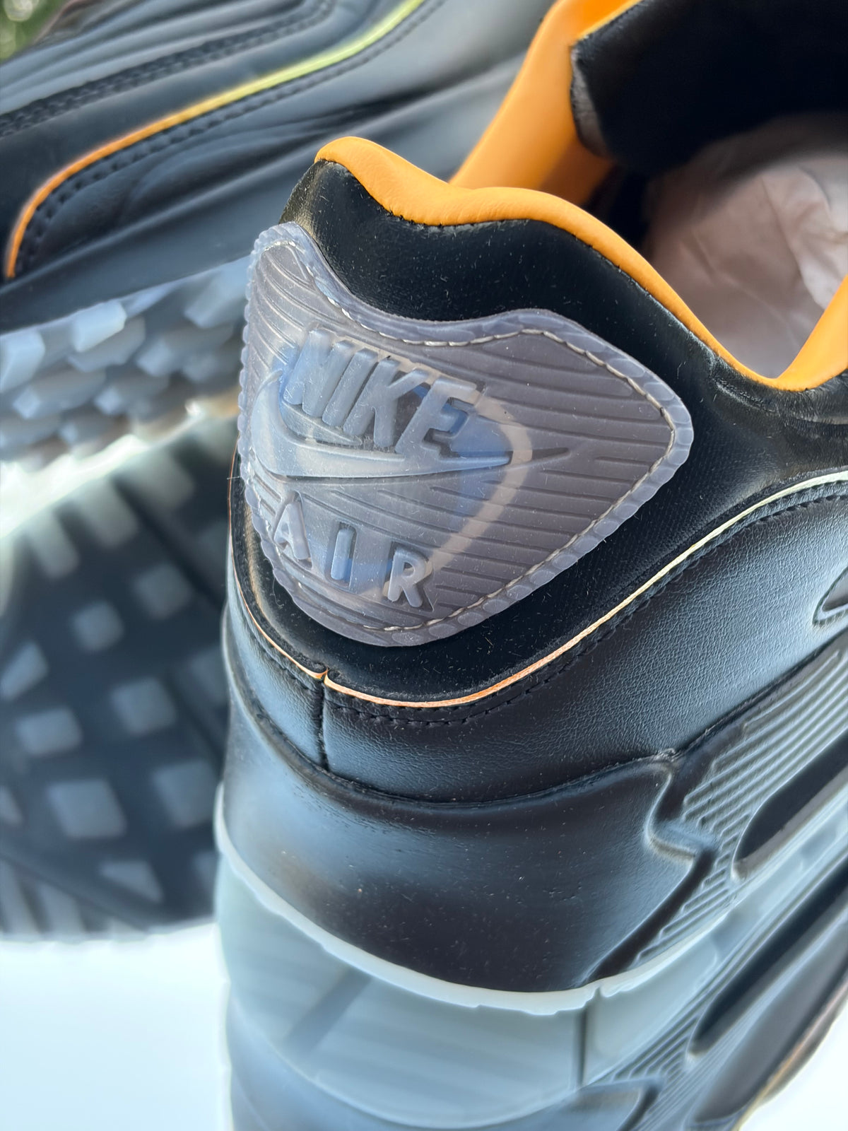 Nike Air Max 90 SE Black White Gold Leaf Pear - Taille 42,5