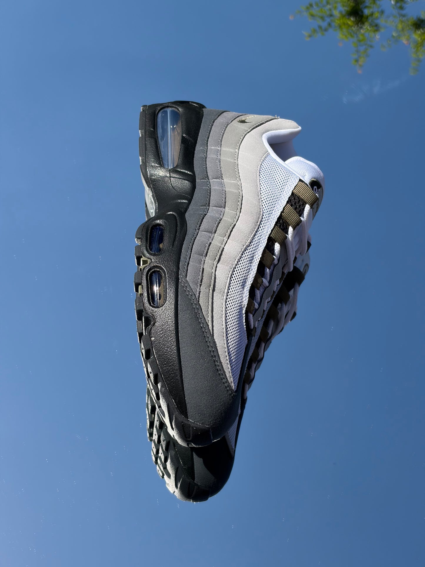 Nike Air Max 95 Medium Olive - Taille 42,5