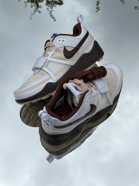 Nike Zoom Field Jaxx White Light Chocolate X Travis Scott - Taille 40,5