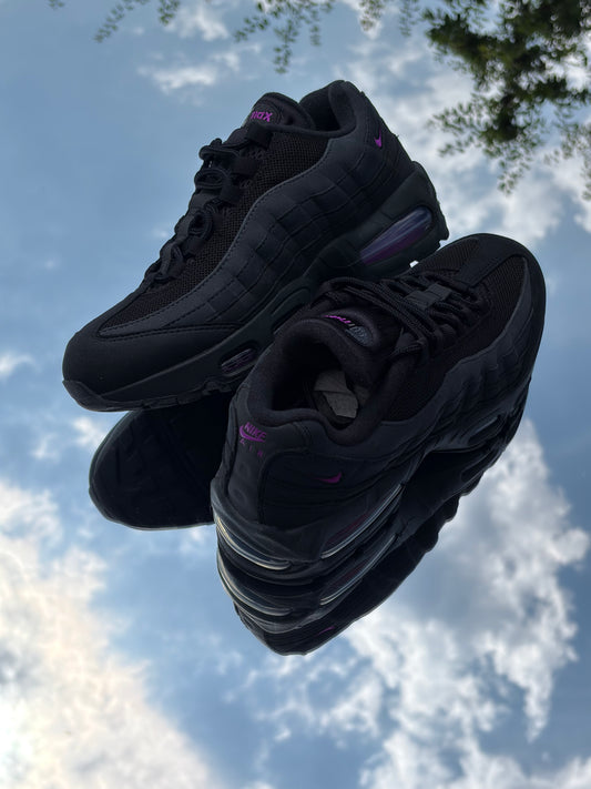 Nike Air Max 95 Black Vivid Purple - Taille 39