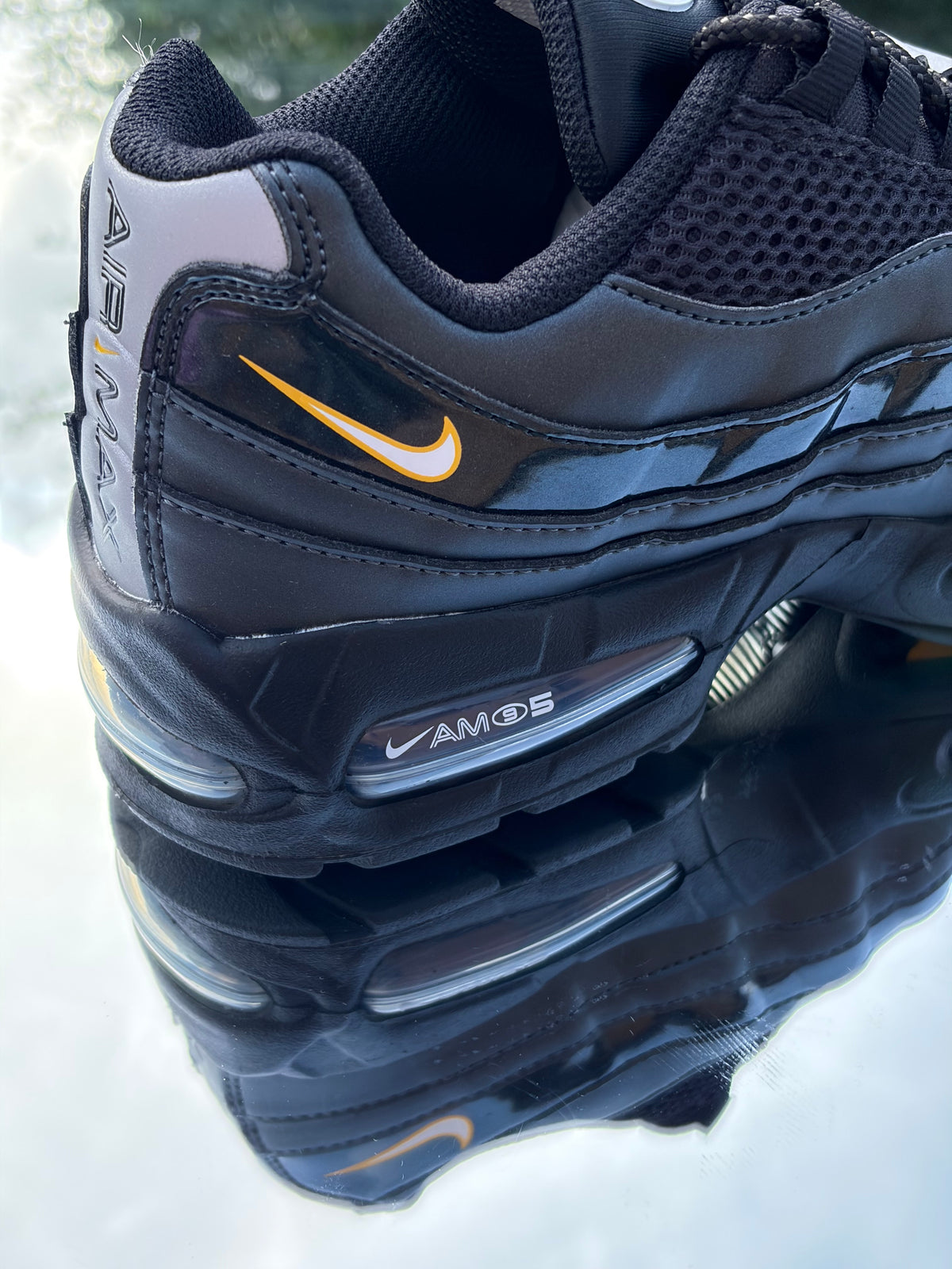Nike Air Max 95 Big Bubble SE Total 90 Black White University Gold - Taille 40