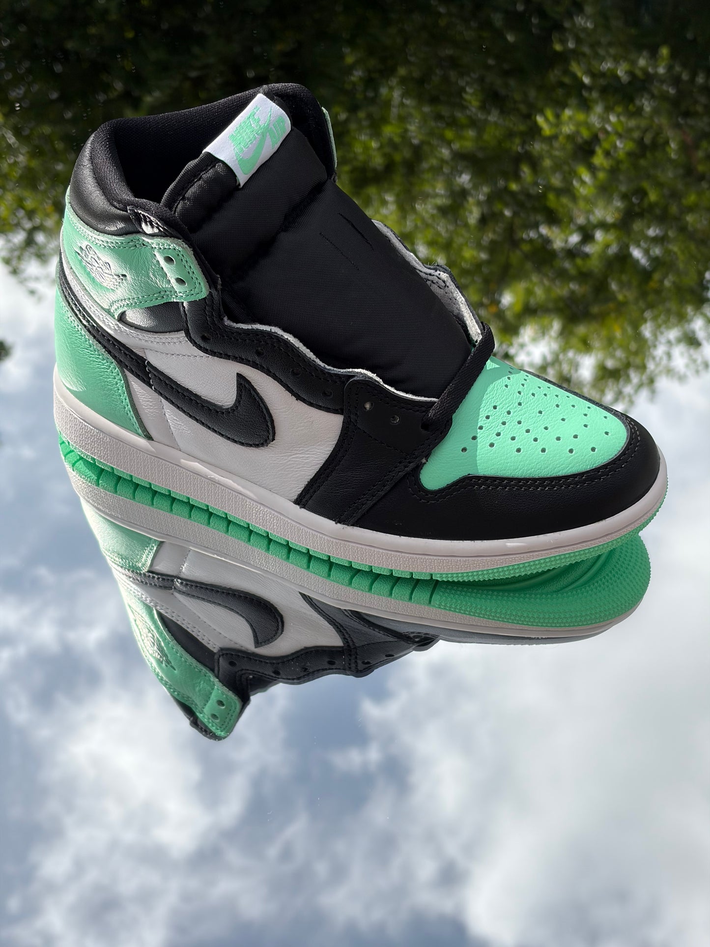 Air Jordan 1 High Retro OG White Black Green Glow - Taille 38