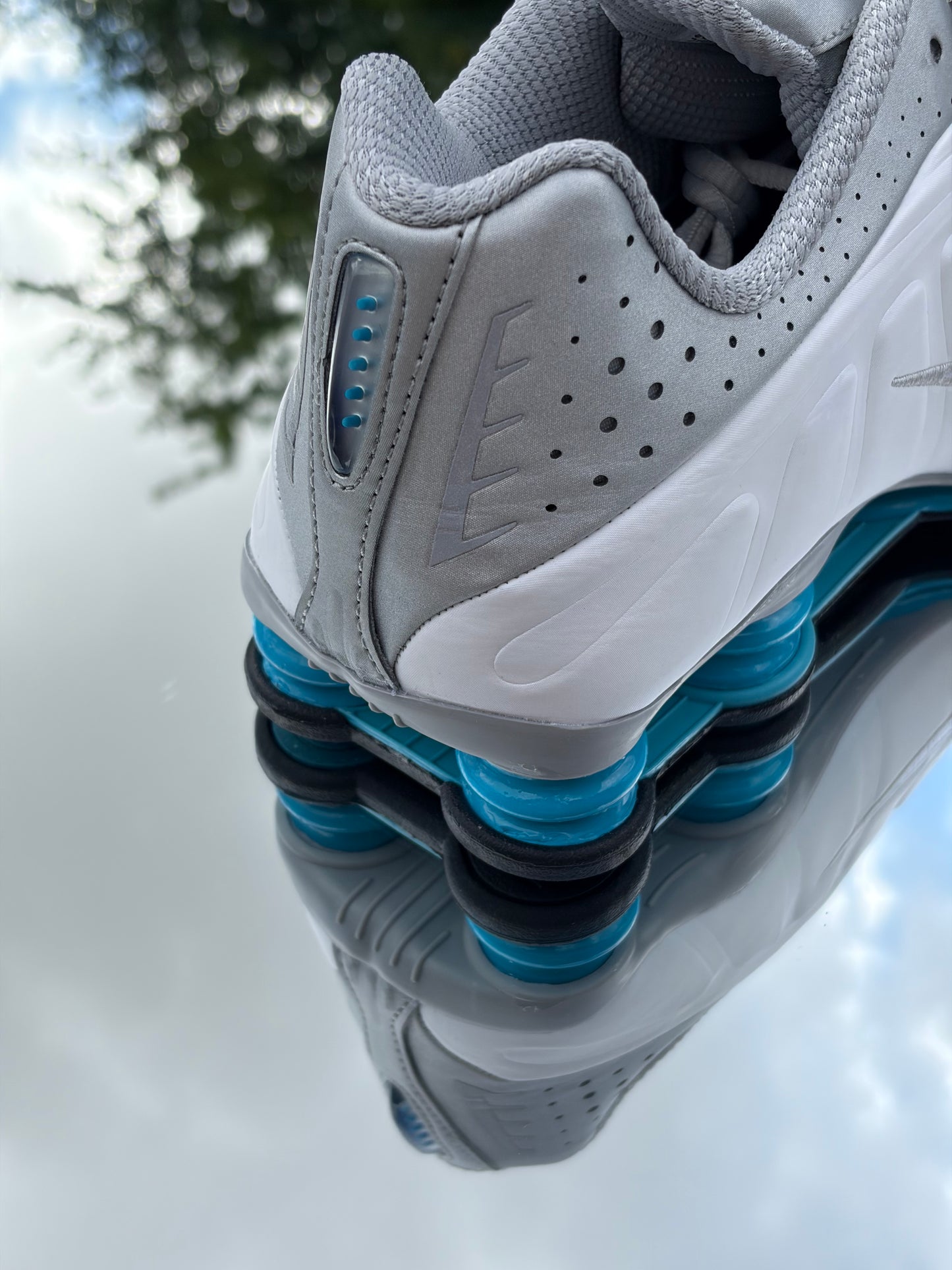 Nike Shox R4 Metallic Silver Blue Lagoon - Taille 44