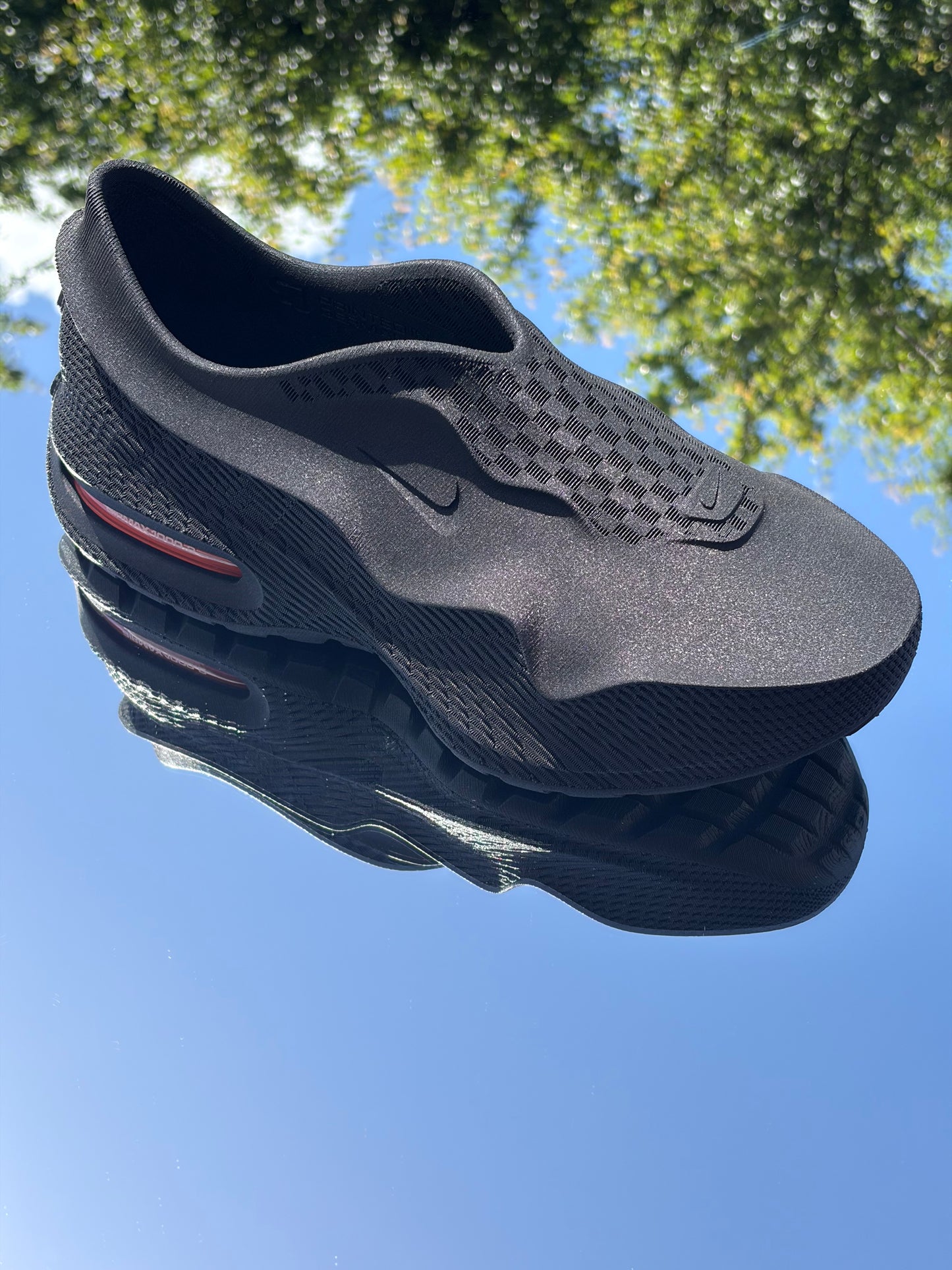 Nike Air Max 1000.2 Black Hyper Crimson - Taille 45
