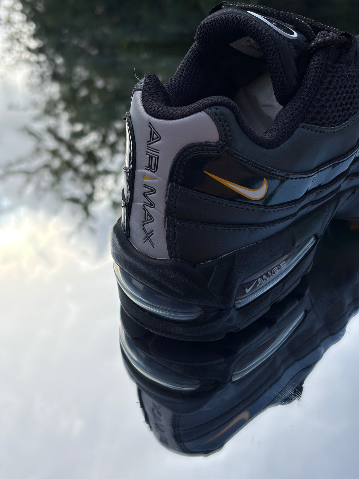 Nike Air Max 95 Big Bubble SE Total 90 Black White University Gold - Taille 40