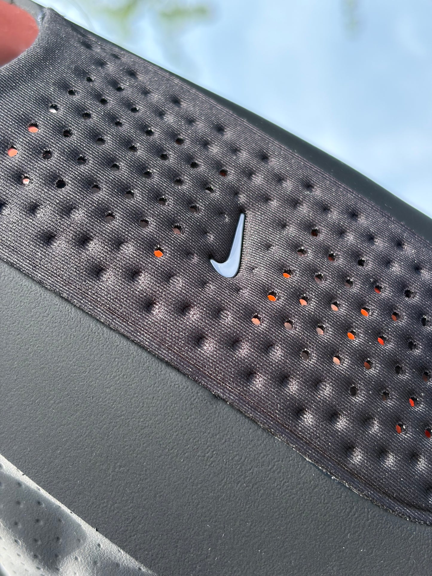 Nike Mind 001 Black Chrome Hyper Crimson - Taille 43