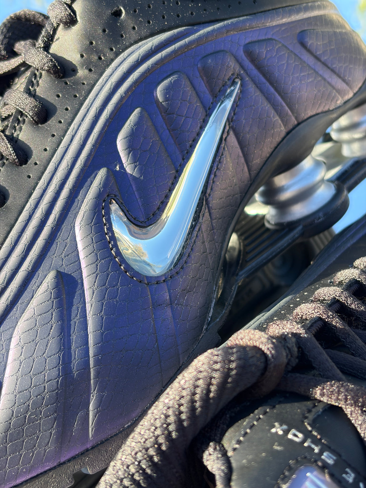 Nike Shox R4 Jewel QS Black Metallic Silver Purple Dynasty - Taille 38,5
