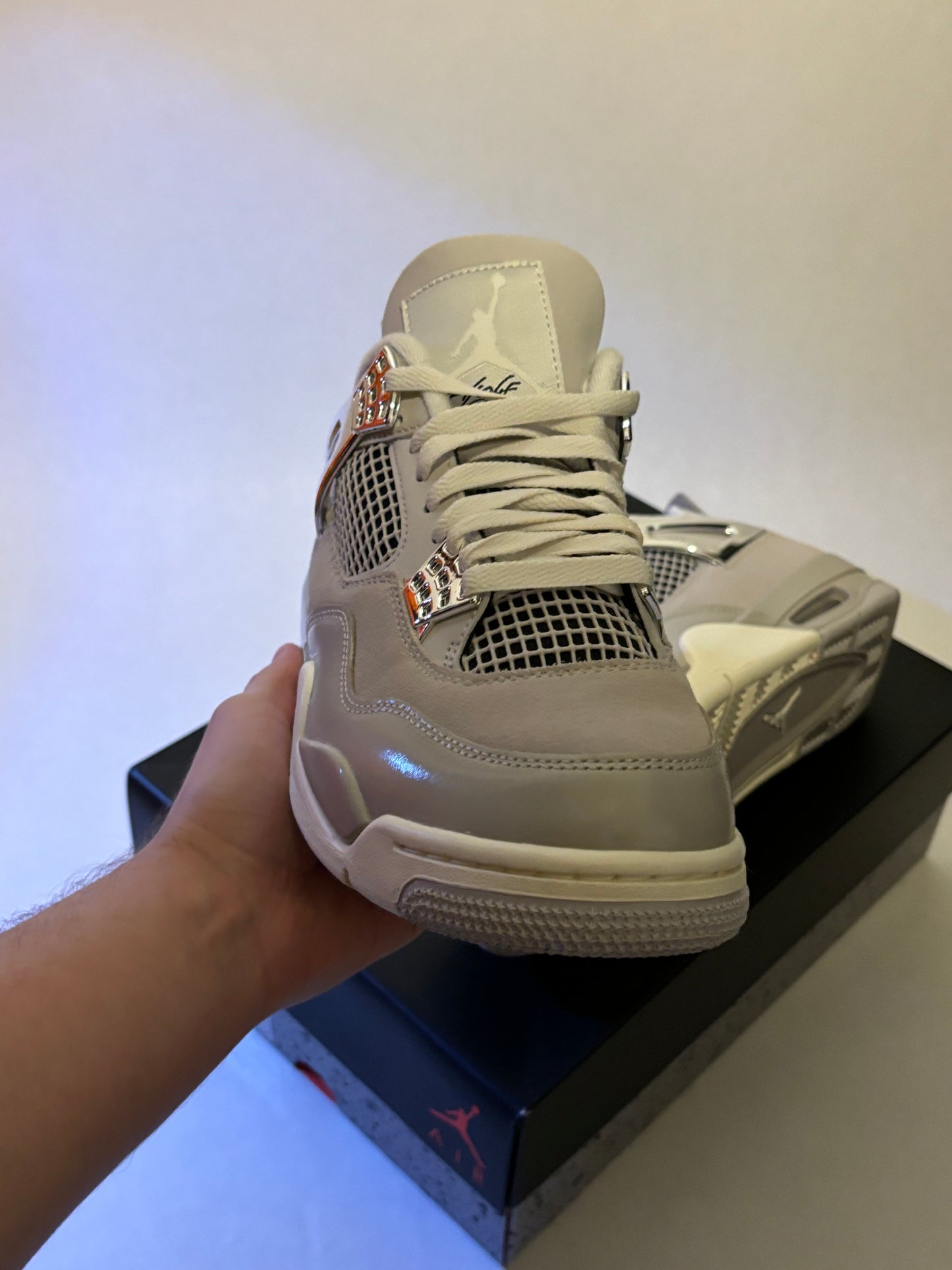 Jordan 4 Frozen Moments (Taille 40,5)