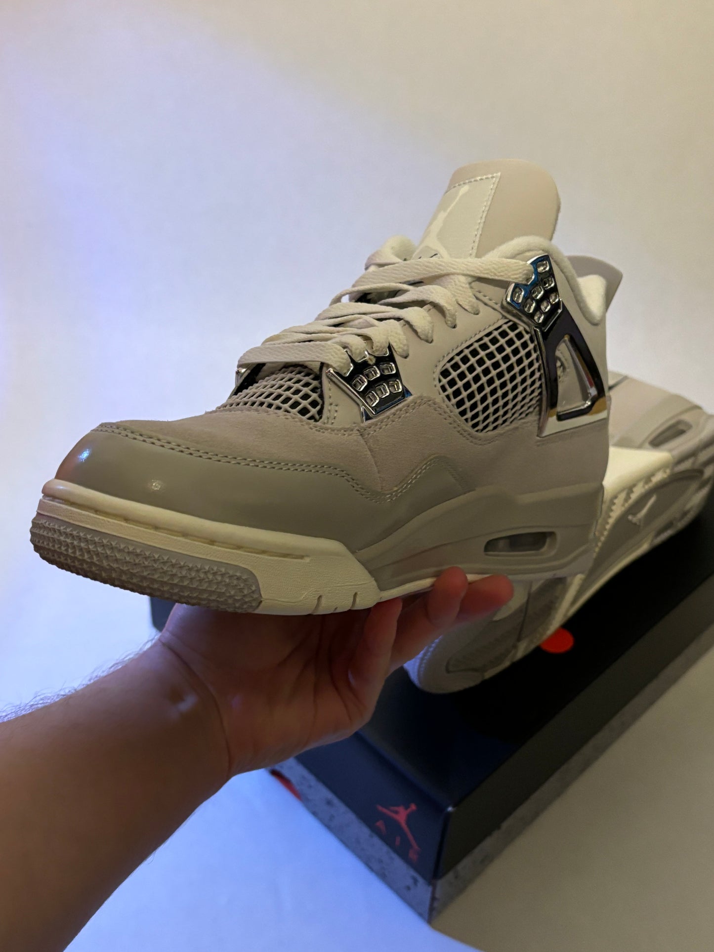 Jordan 4 Frozen Moments (Taille 40,5)