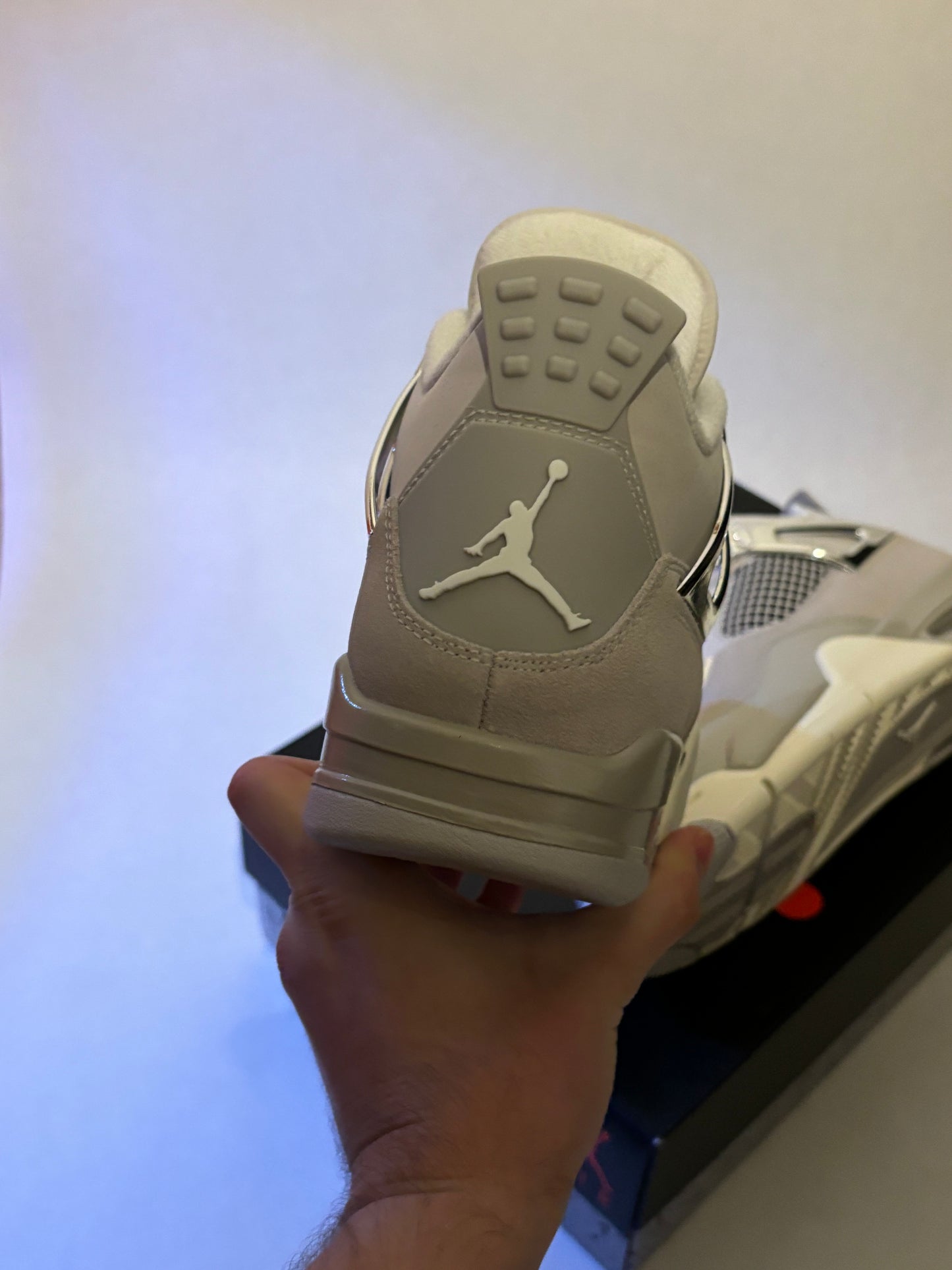 Jordan 4 Frozen Moments (Taille 40,5)