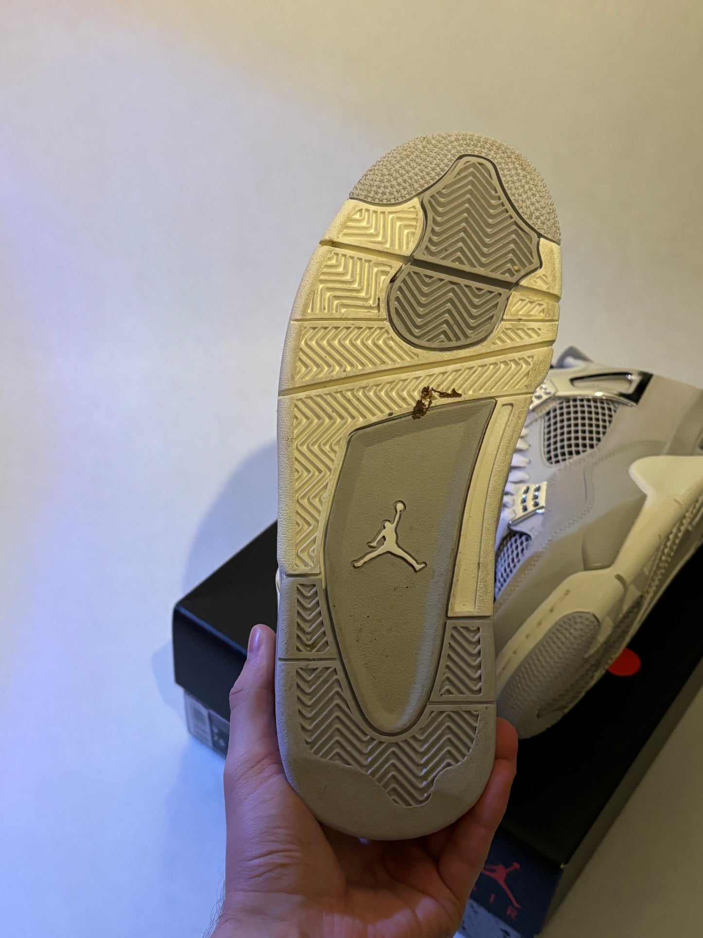 Jordan 4 Frozen Moments (Taille 40,5)