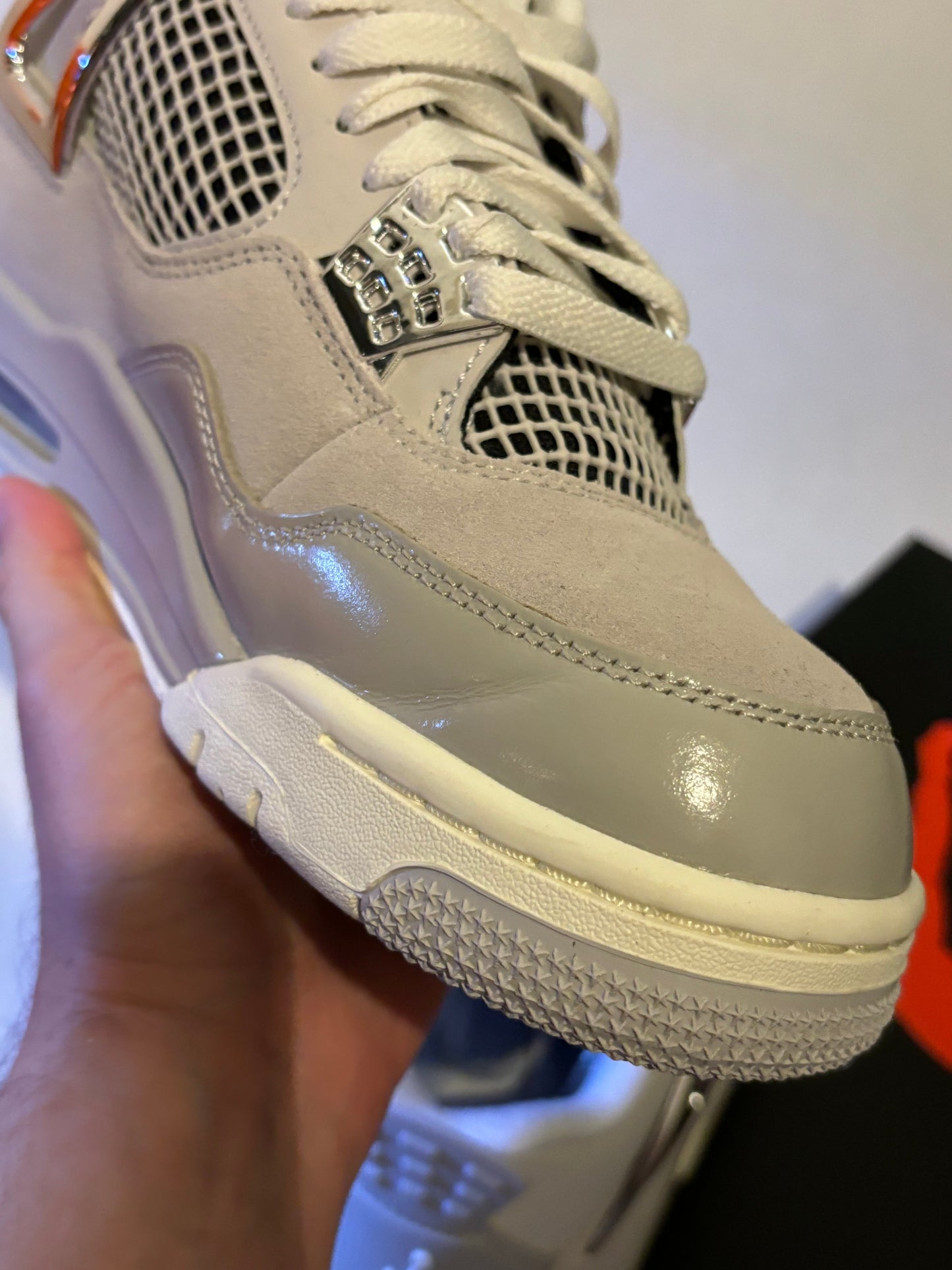 Jordan 4 Frozen Moments (Taille 40,5)